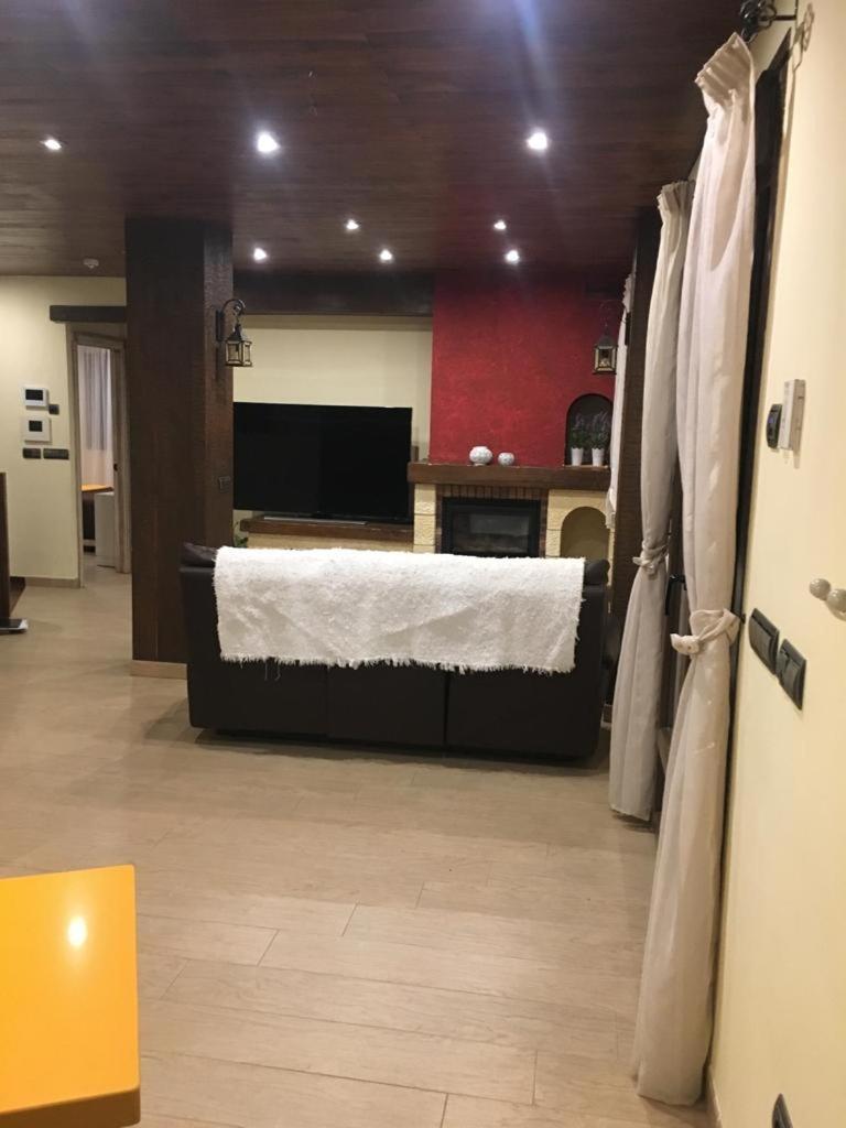 Apartment with Terrace - Photo 1