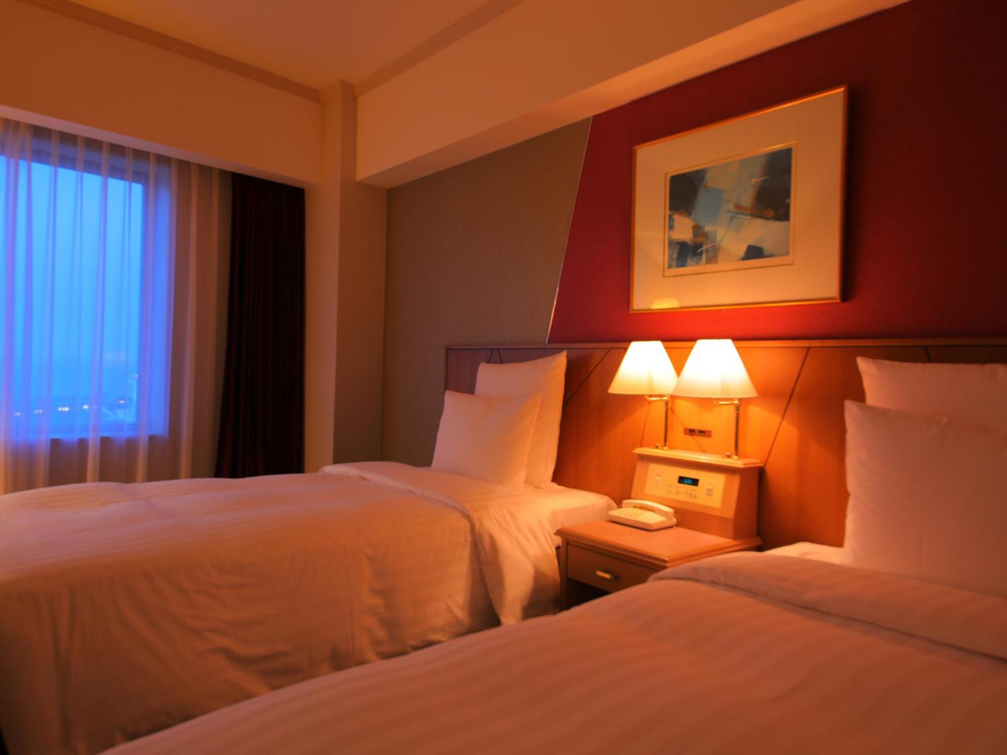 Standard Twin Room - Non-Smoking photo 2