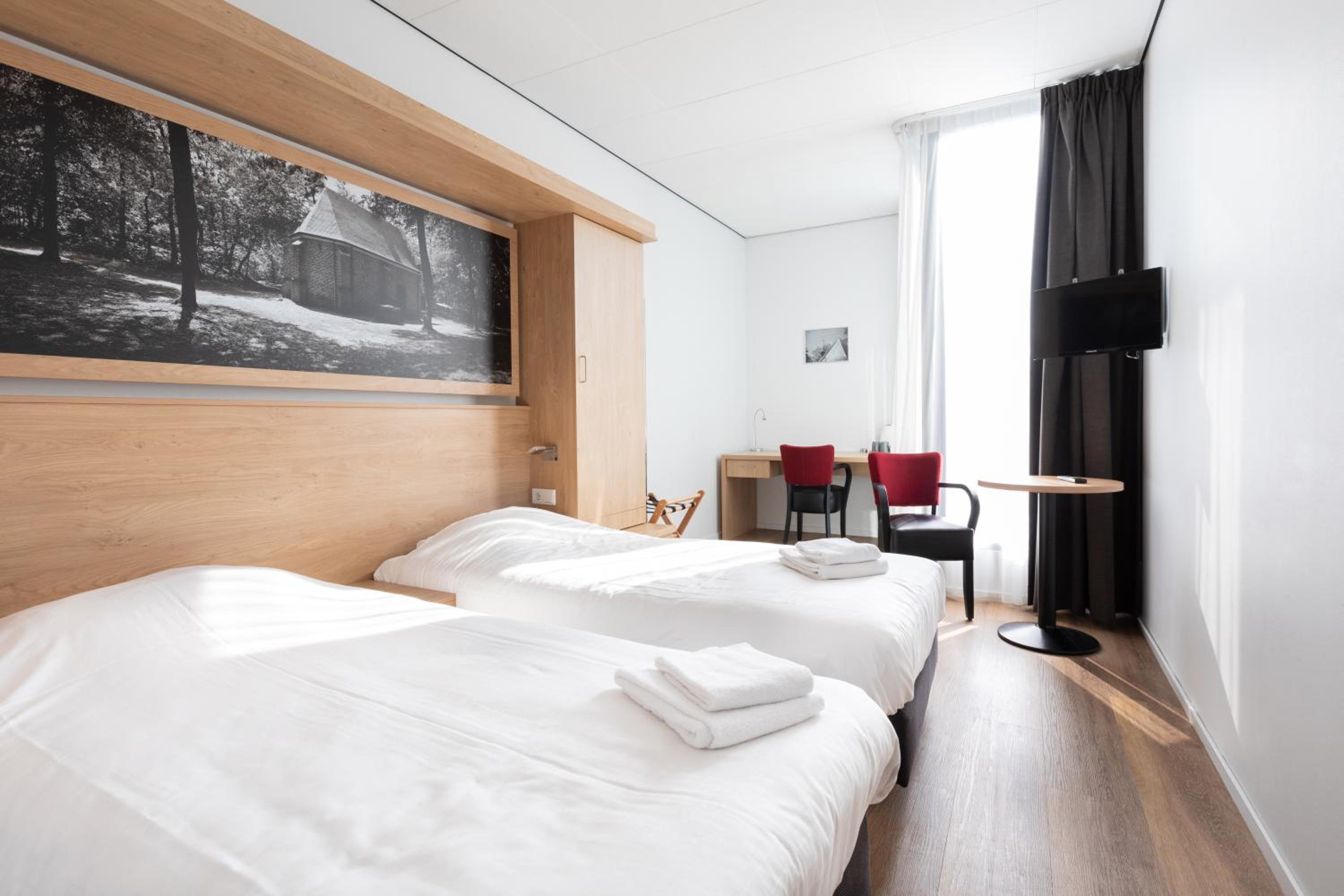 Standard Double Room - Photo 1