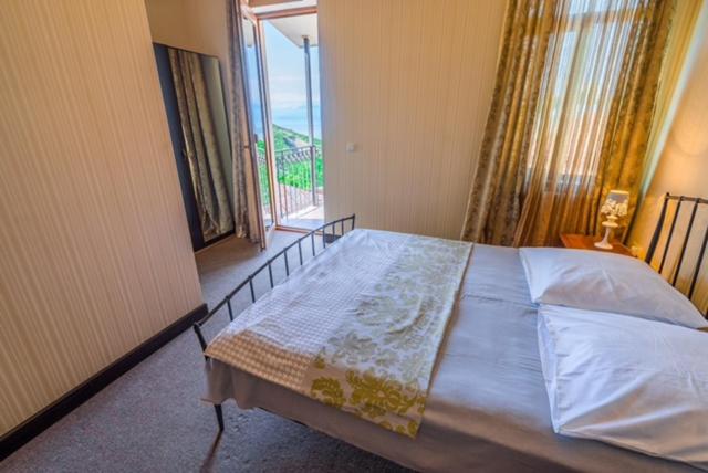 Double Room with Balcony photo 3