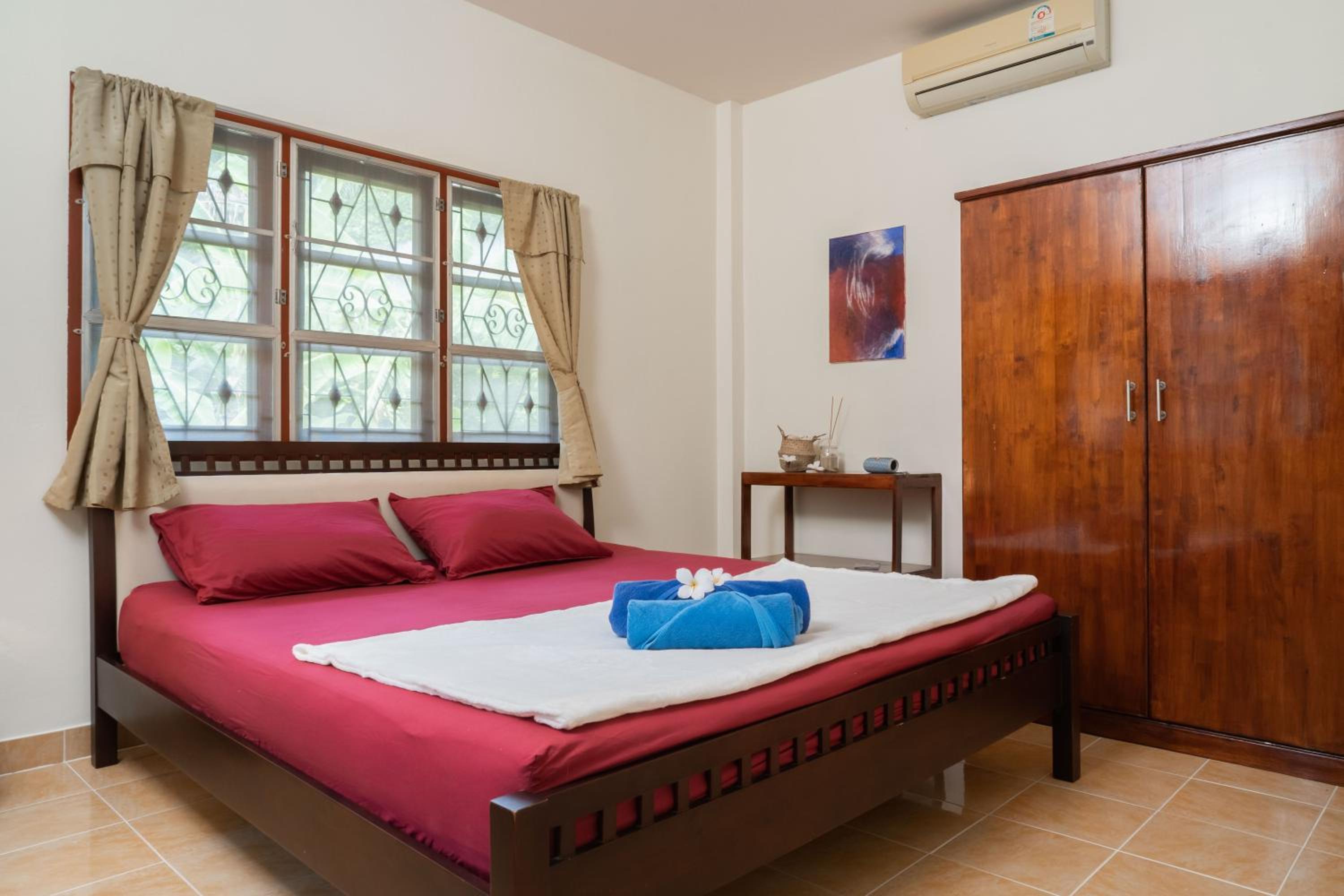 One-Bedroom House photo 2