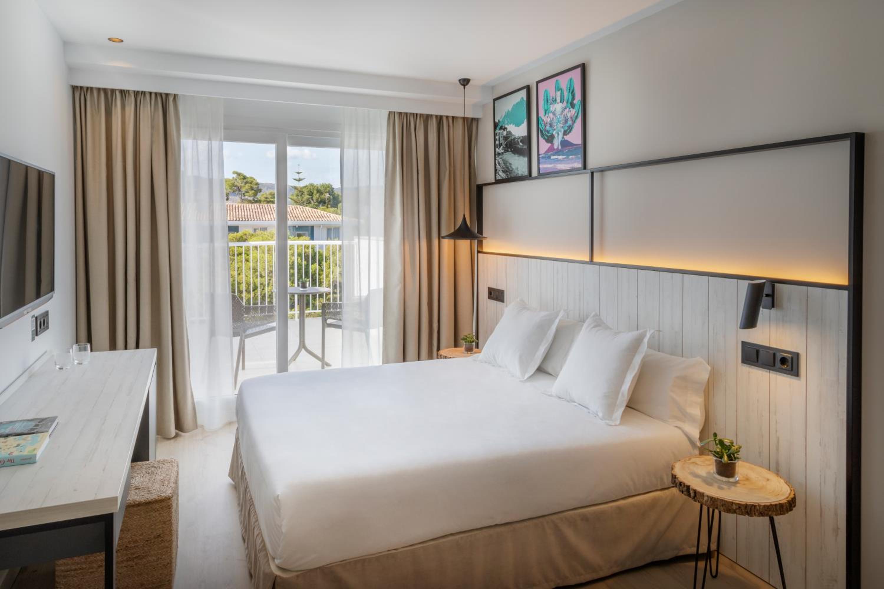 Standard Double or Twin Room