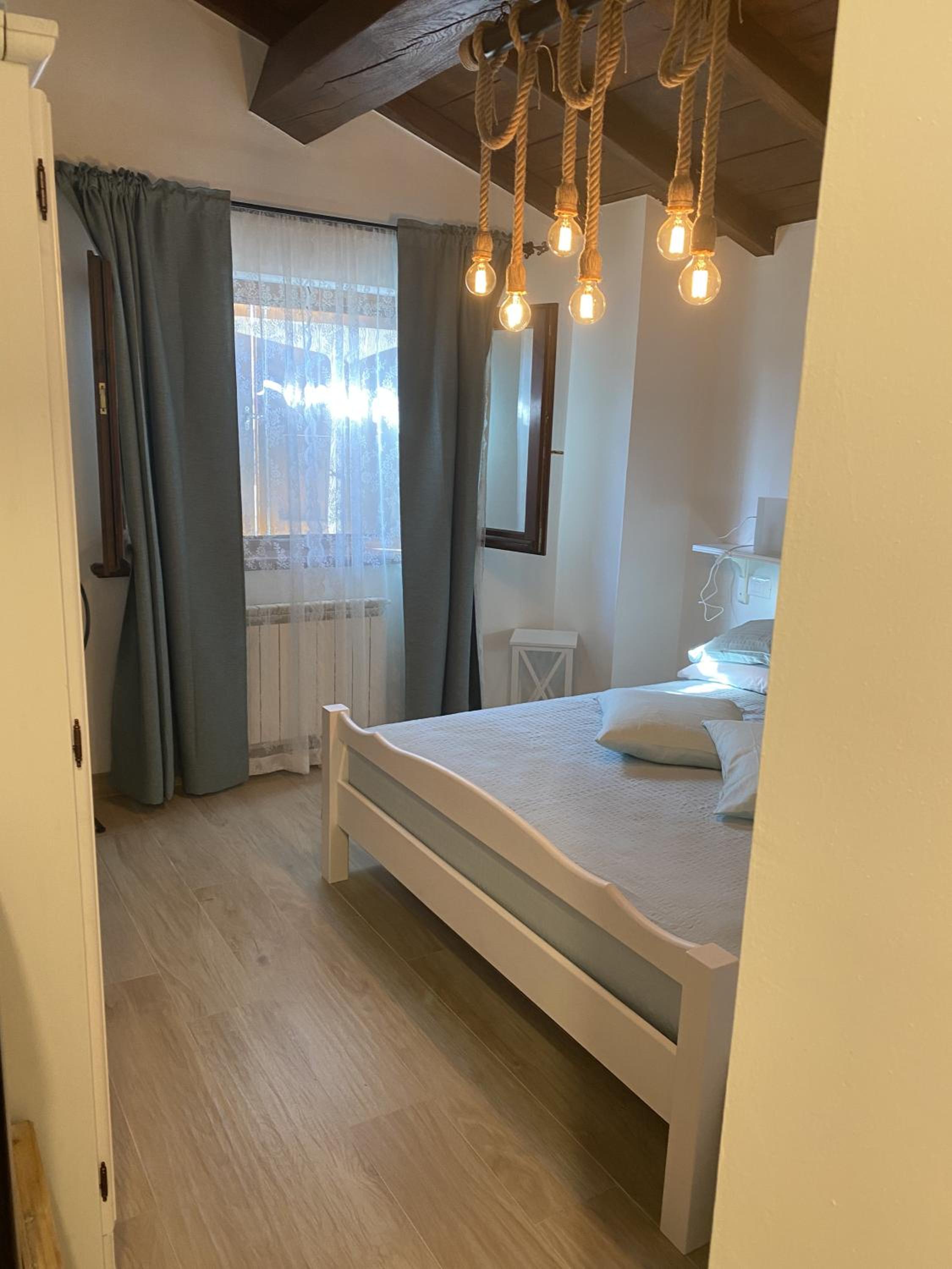 Large Double Room - Photo 38