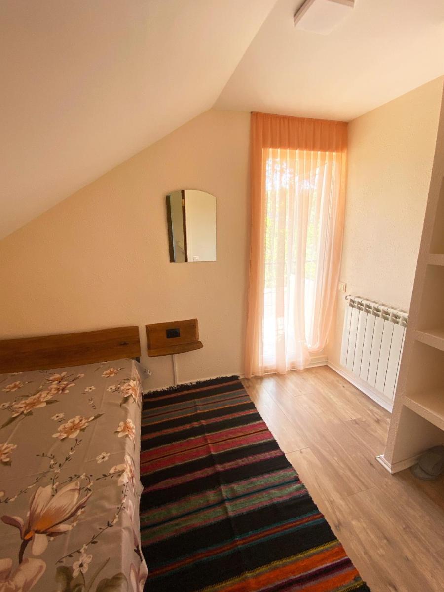 Double Room with Balcony photo 2