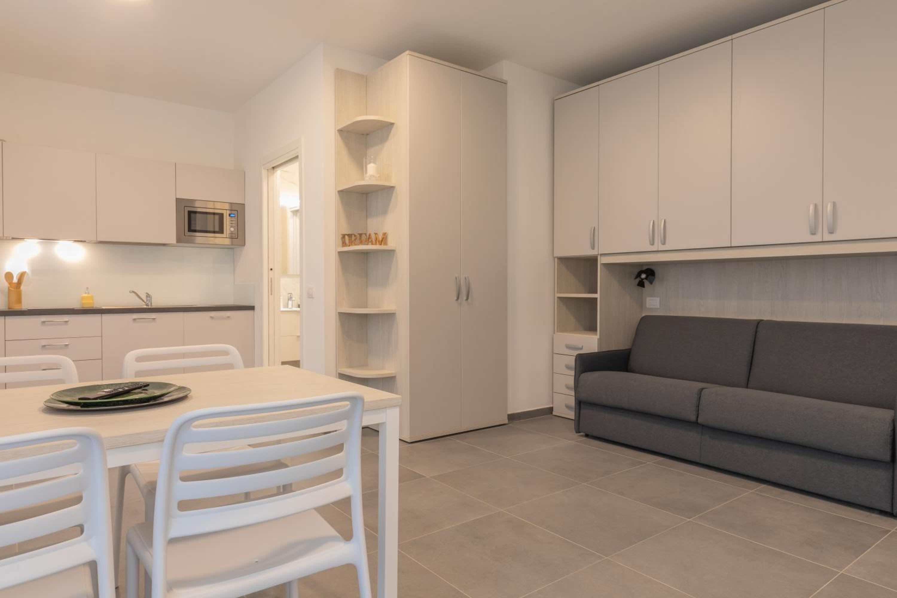 Family Junior Suite - Photo 13