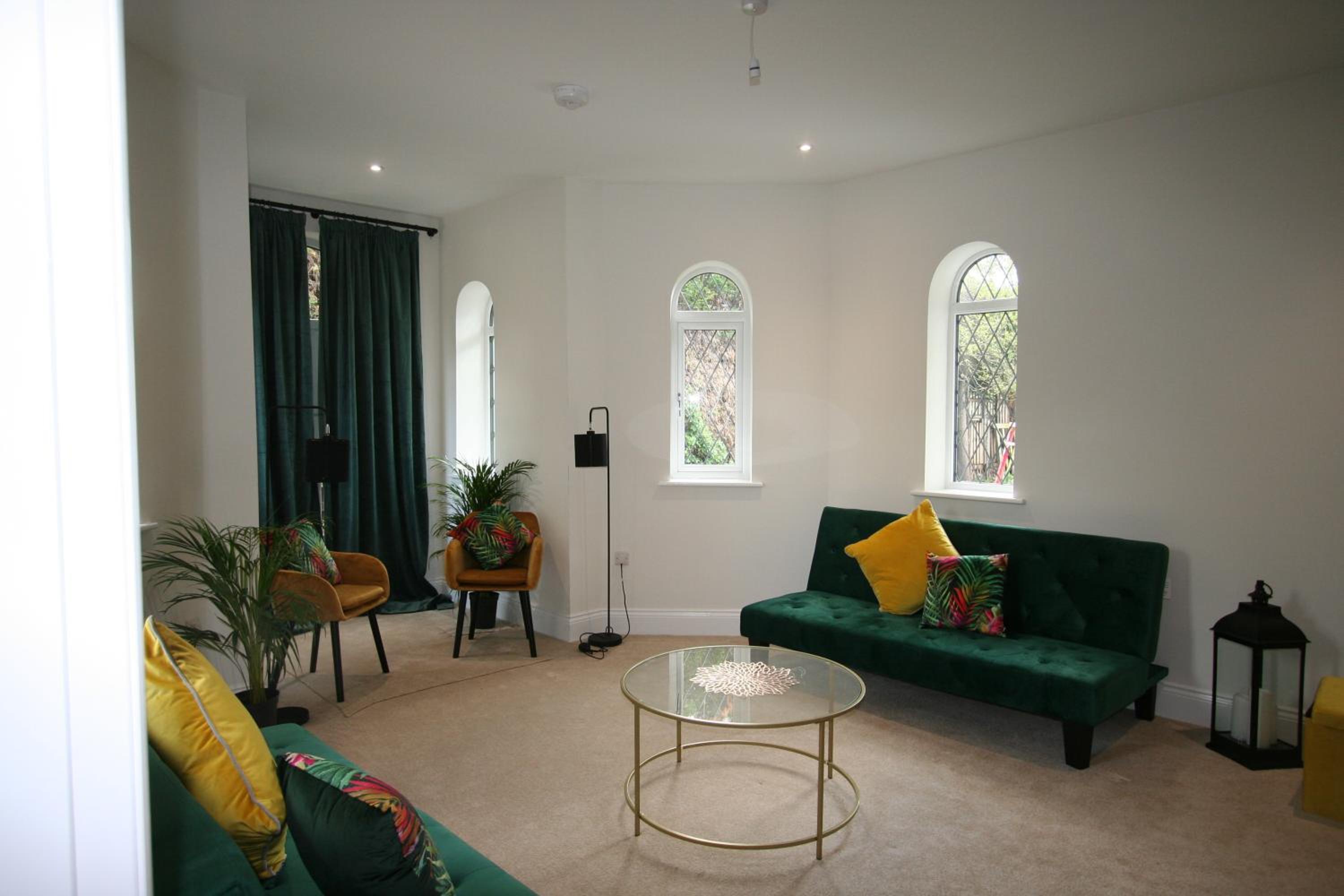 Three-Bedroom House photo 1