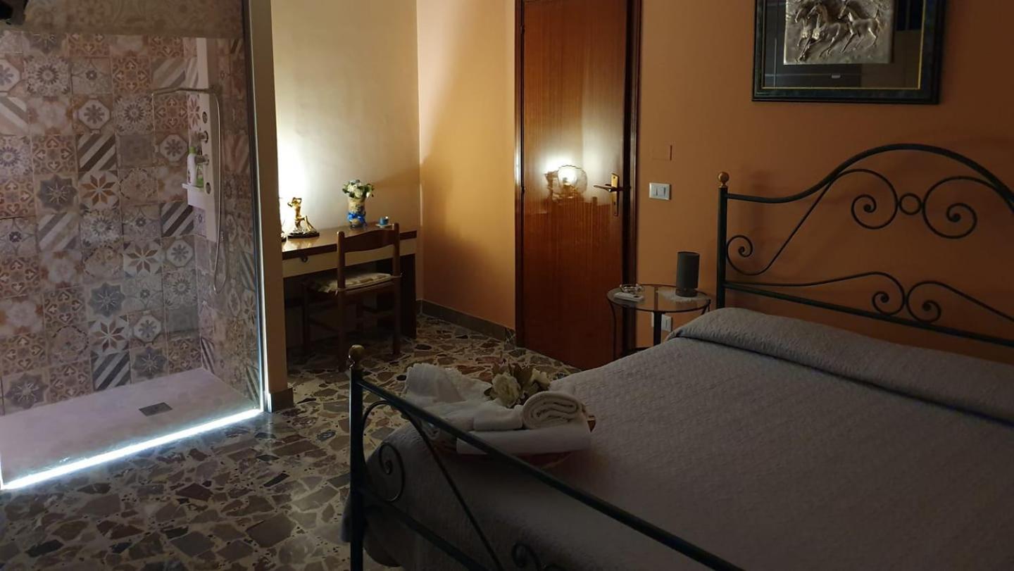 Quadruple Room With Private Bathroom photo 2