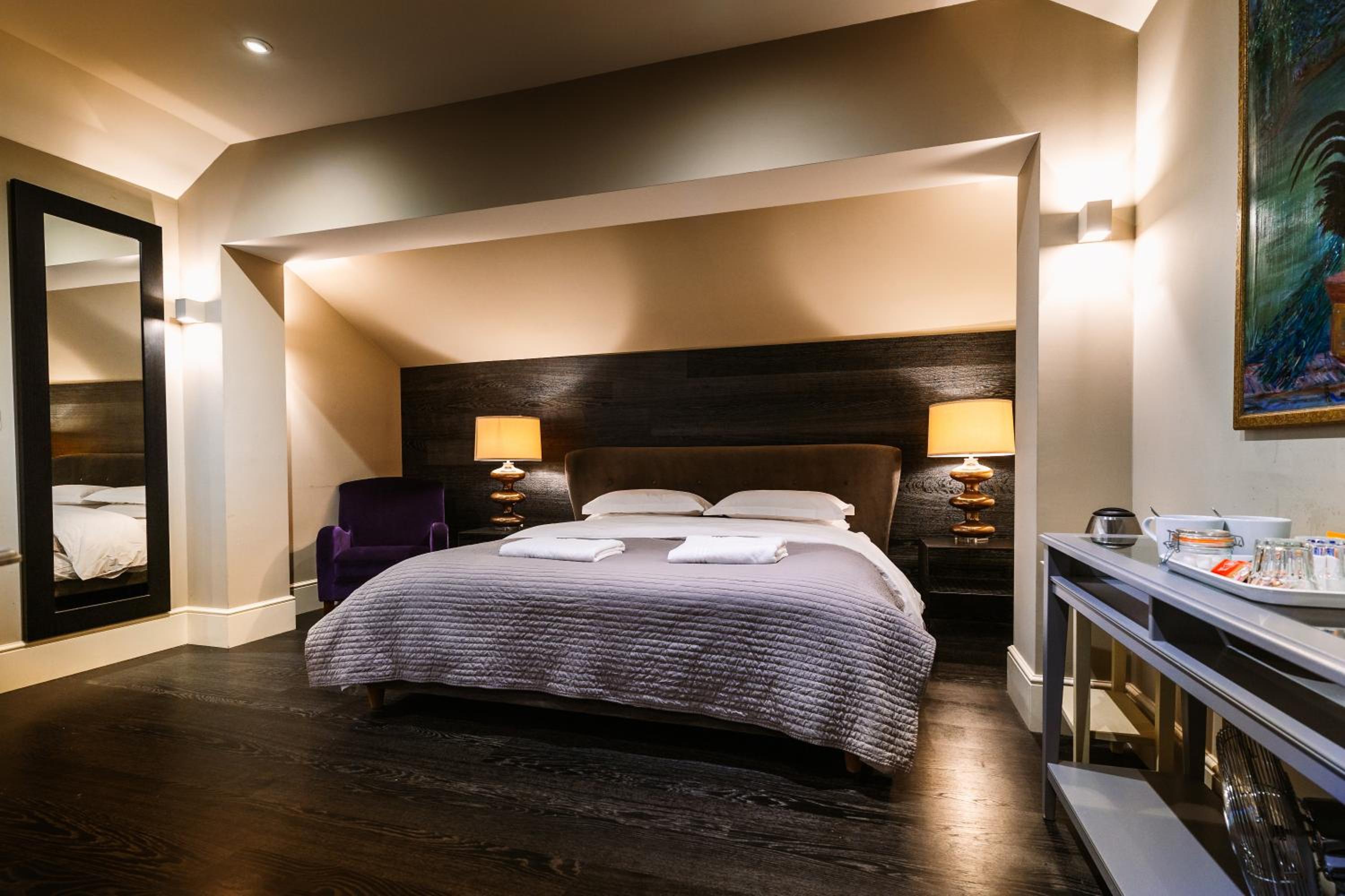 Double Room with Private Bathroom