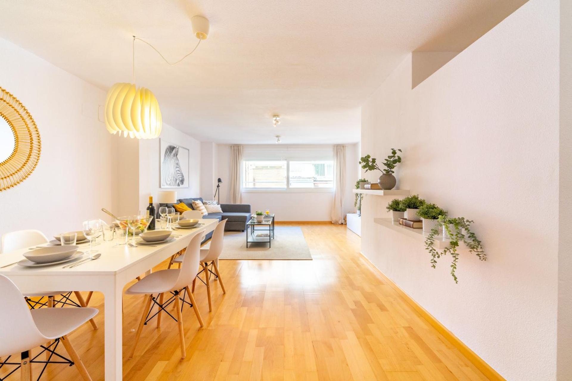 Three-Bedroom Apartment - Photo 13