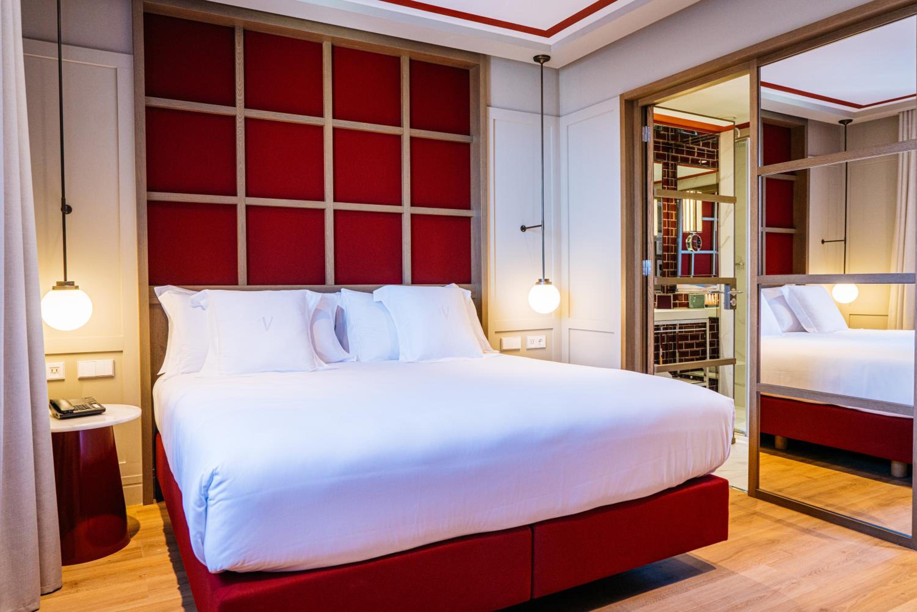 Basic Double or Twin Room - Photo 1
