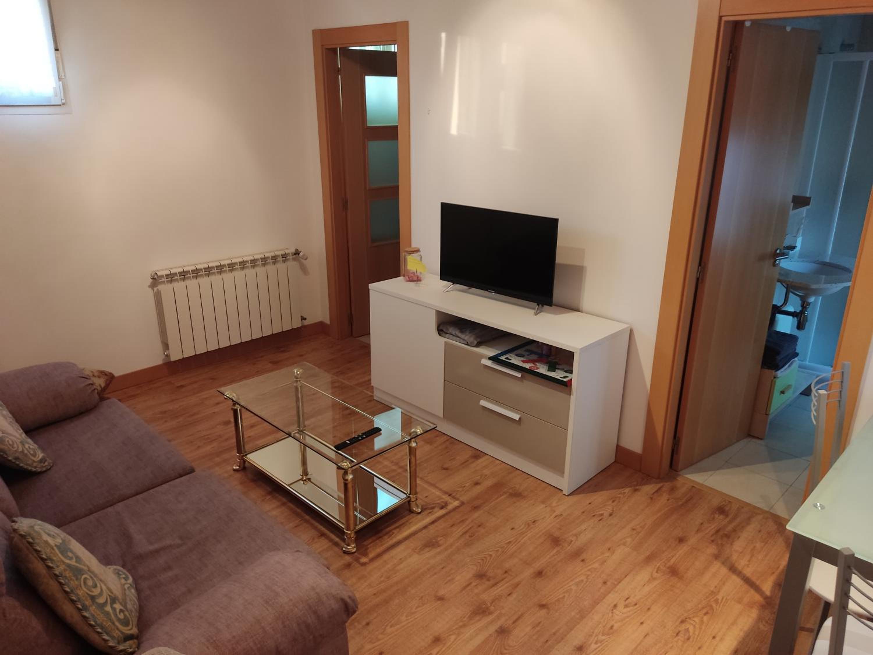 Two-Bedroom Apartment - Photo 15