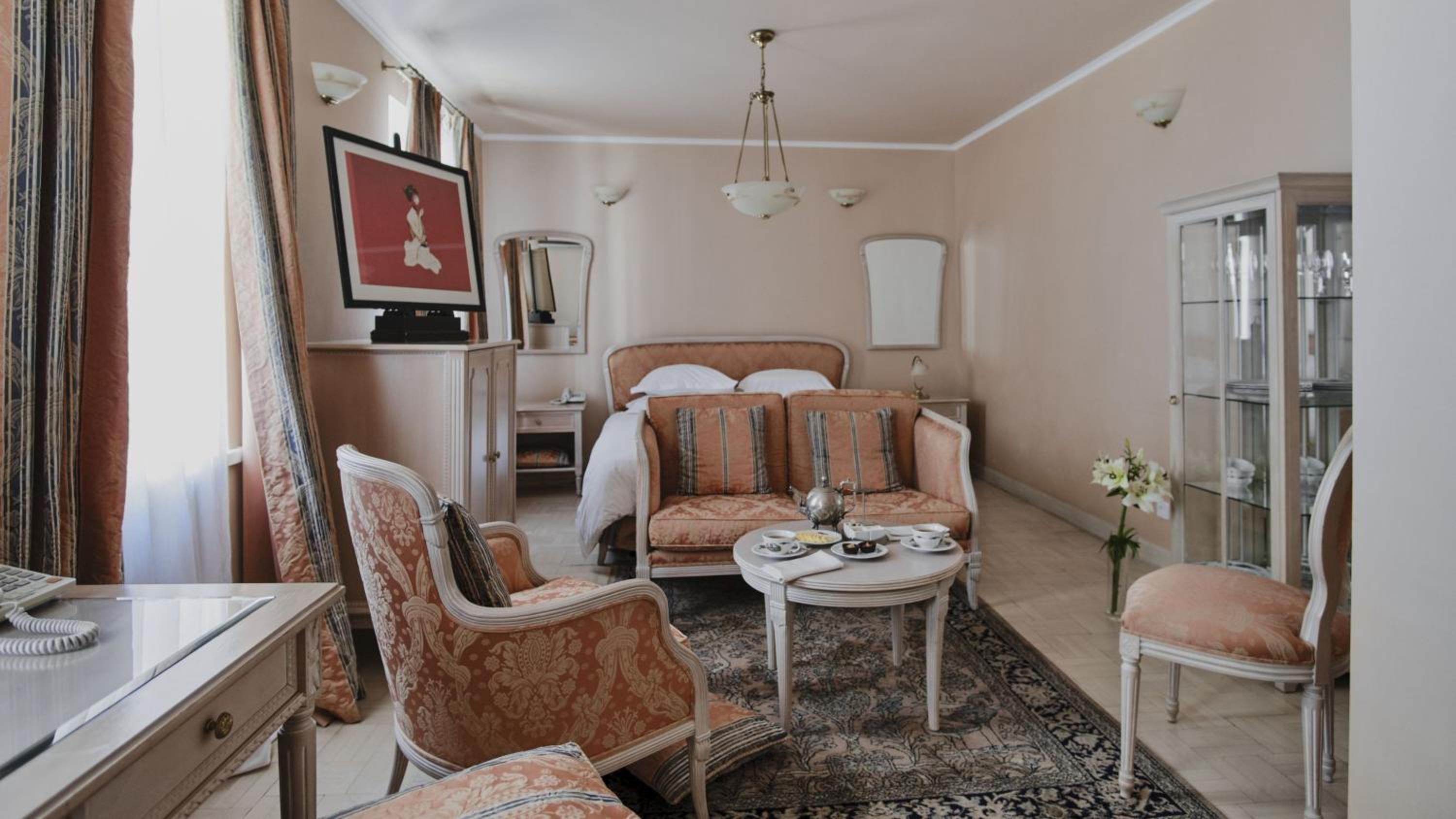 Suite photo 1