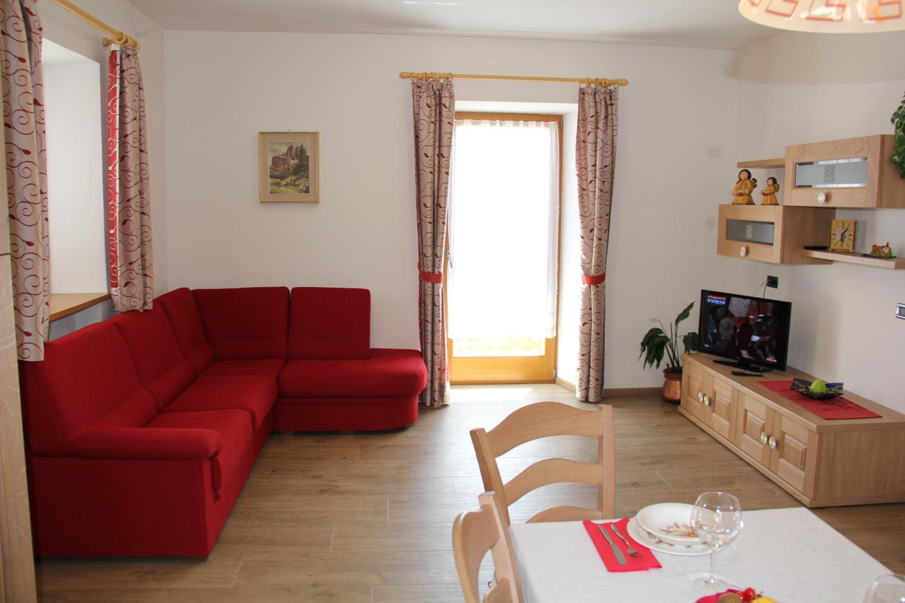Apartment with Balcony photo 1