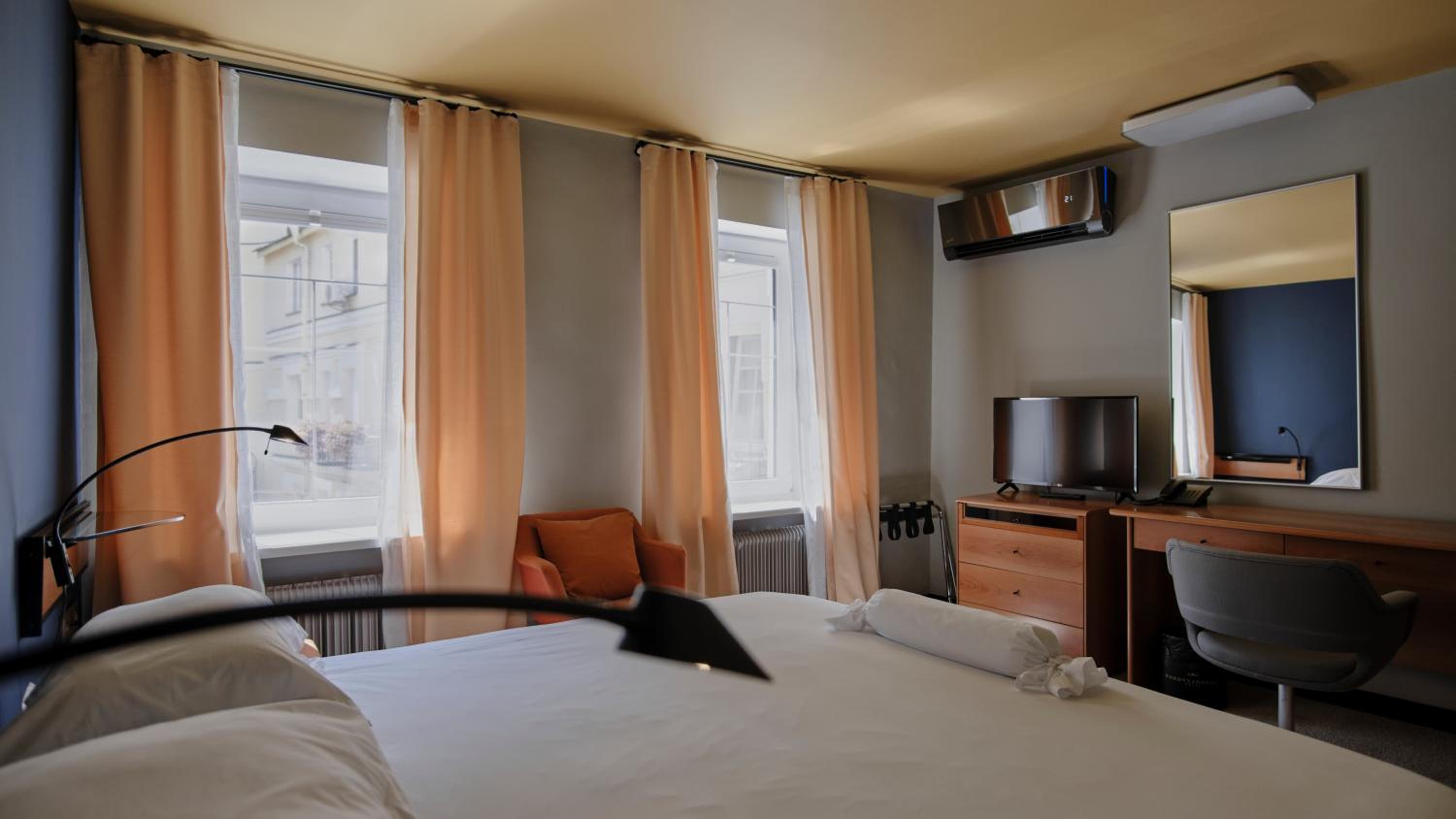 Standard Twin Room photo 2
