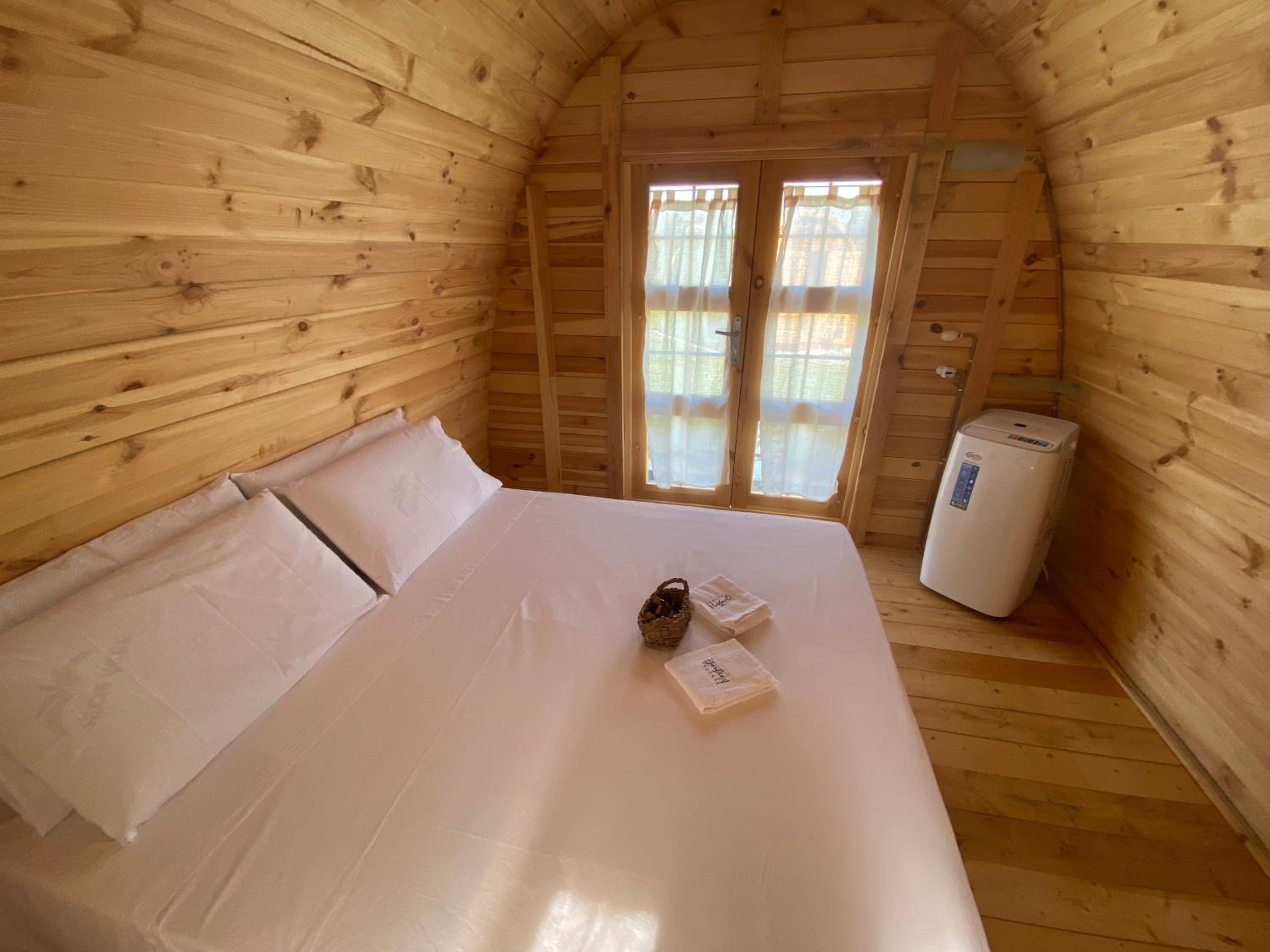 Double Room with Private Bathroom photo 1