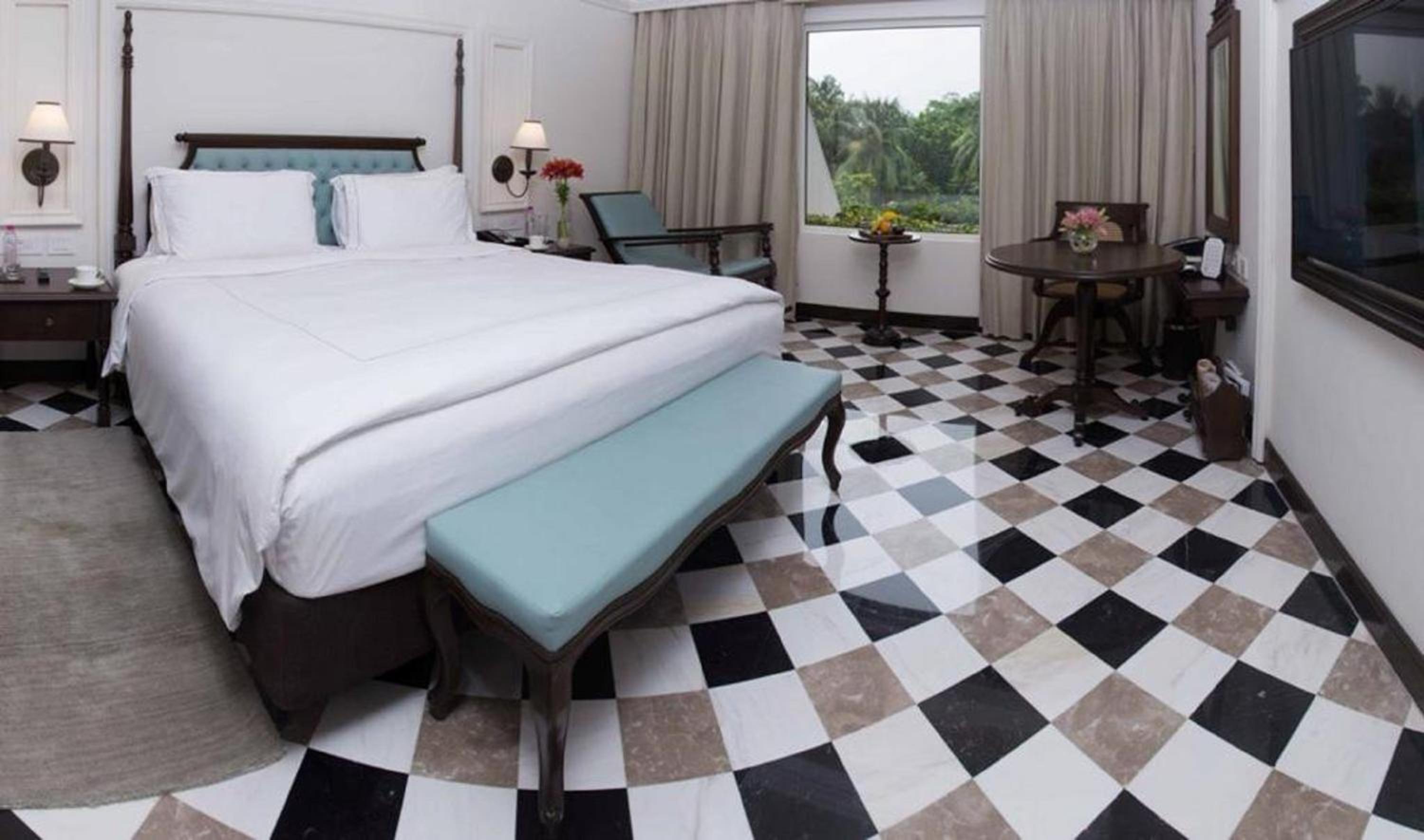 Luxury Room Various View  King Bed - Photo 2