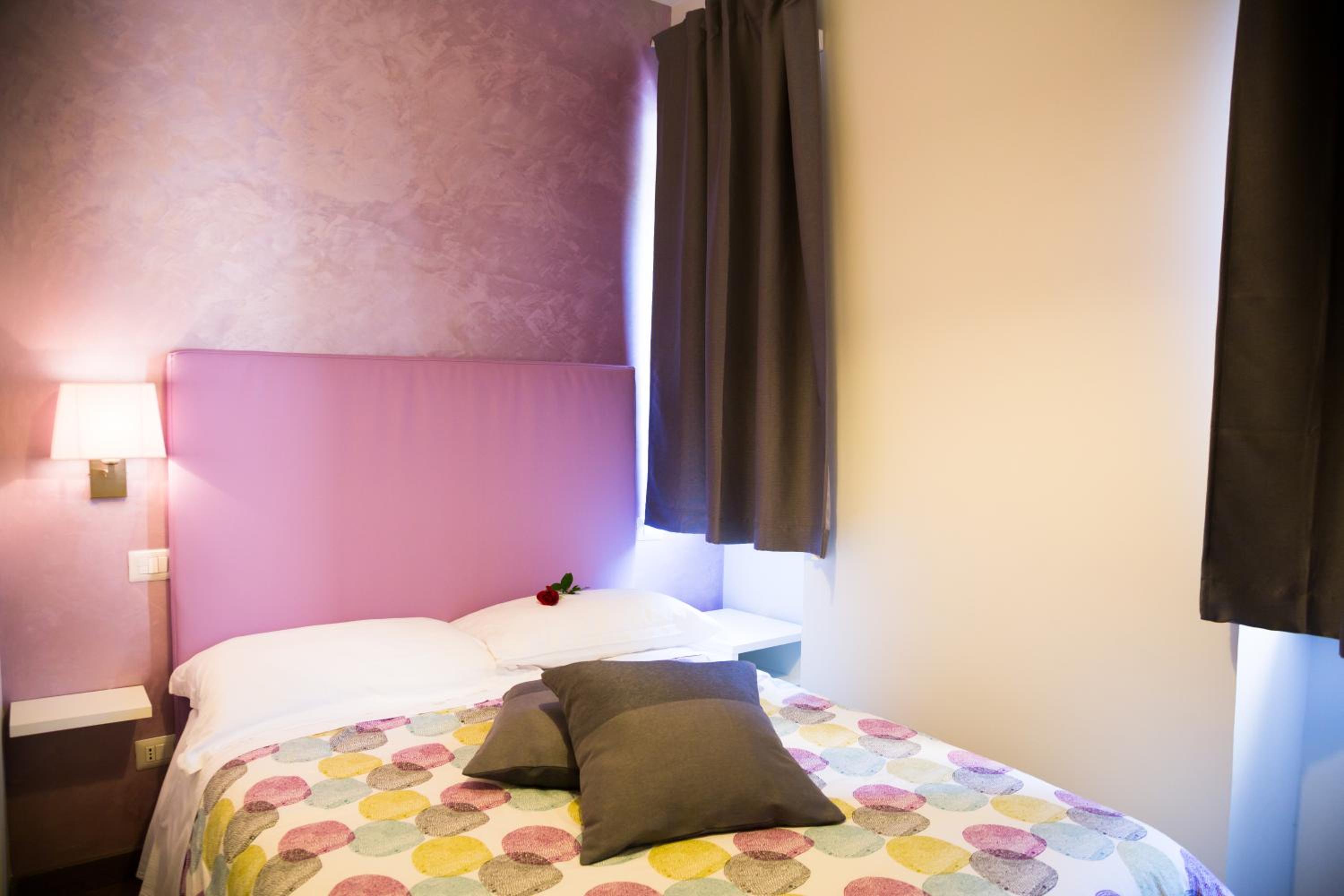 Economy Double Room photo 1