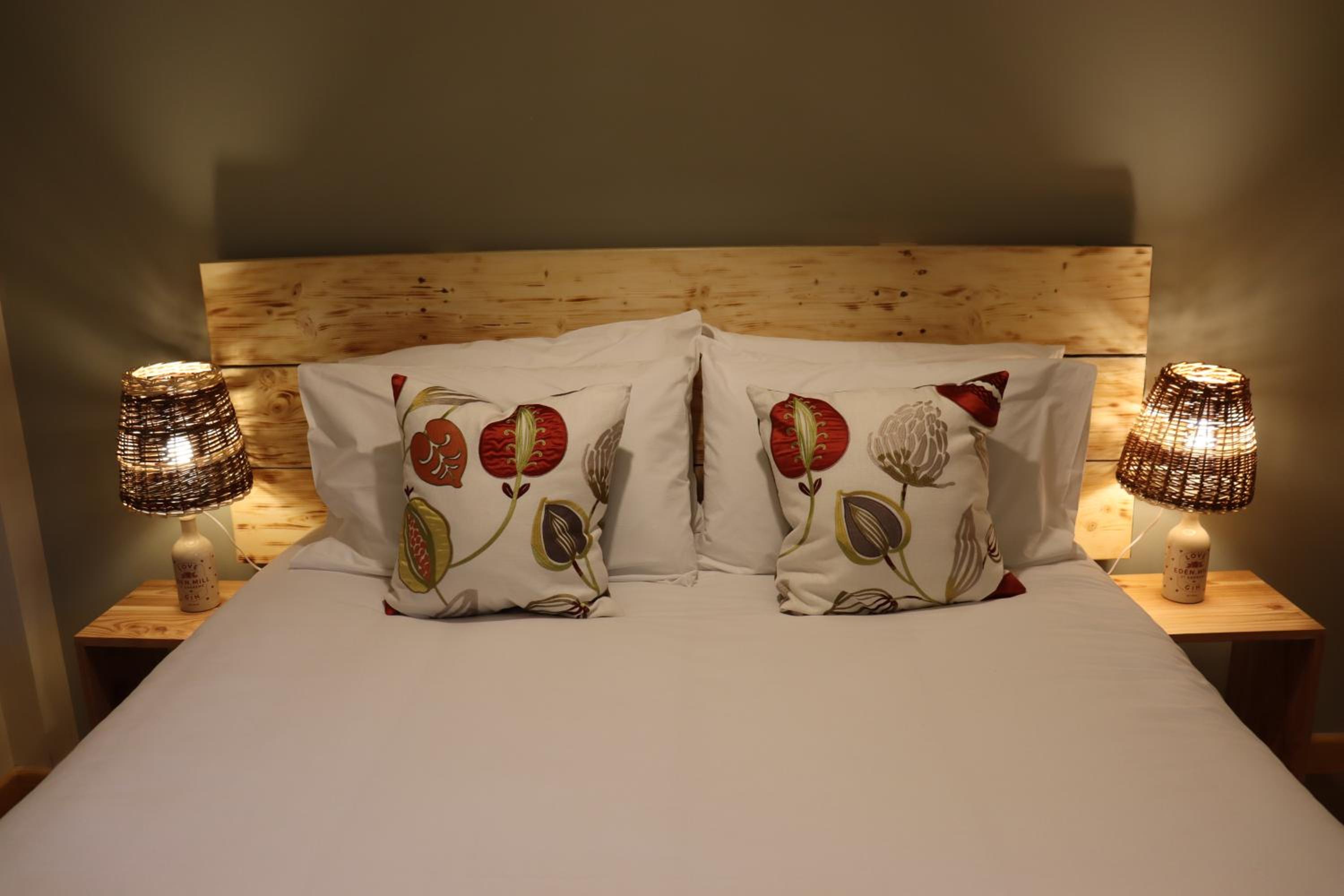 Double Room with Private Bathroom - Photo 2
