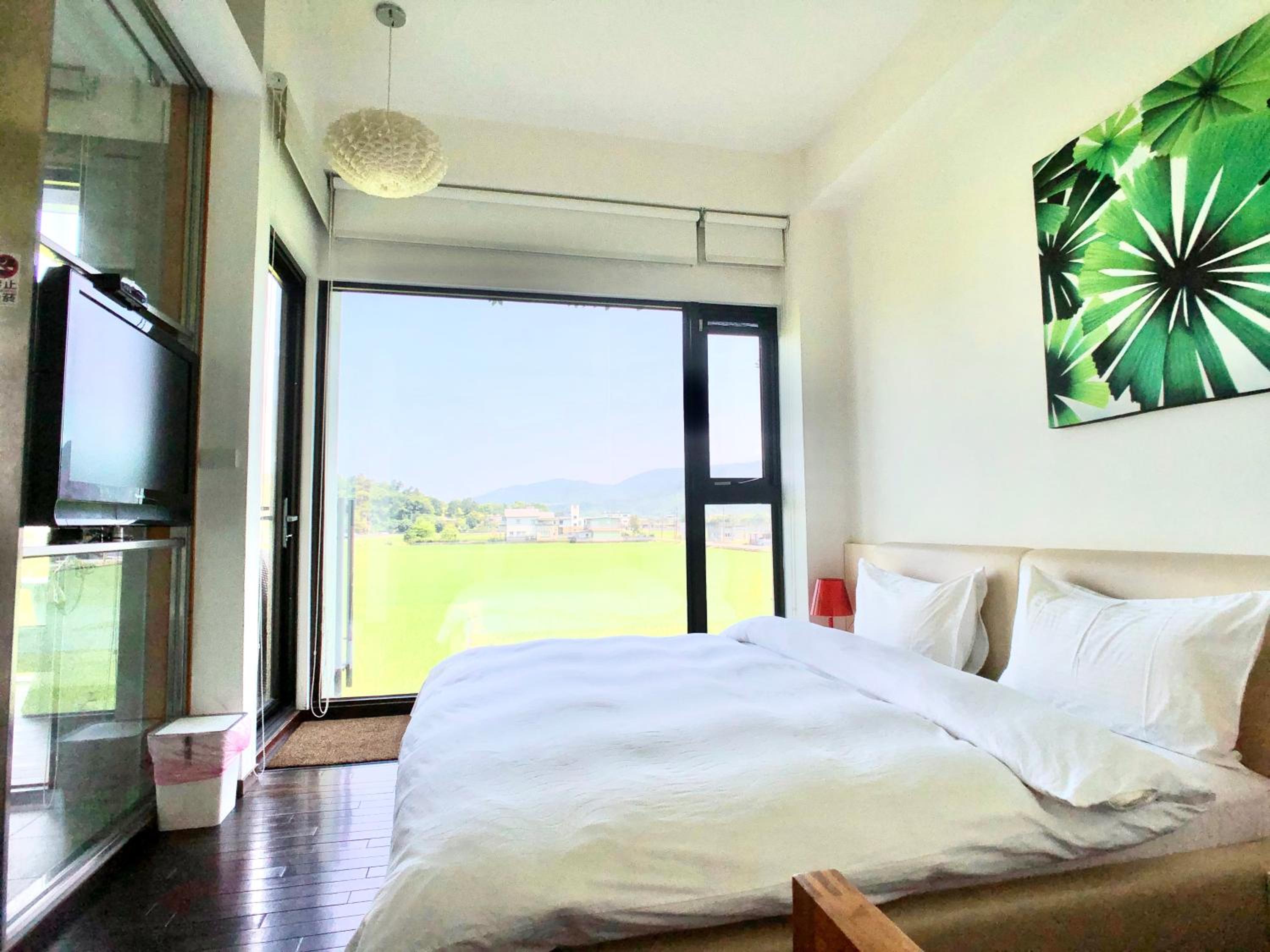 Standard Double Room - Photo 4