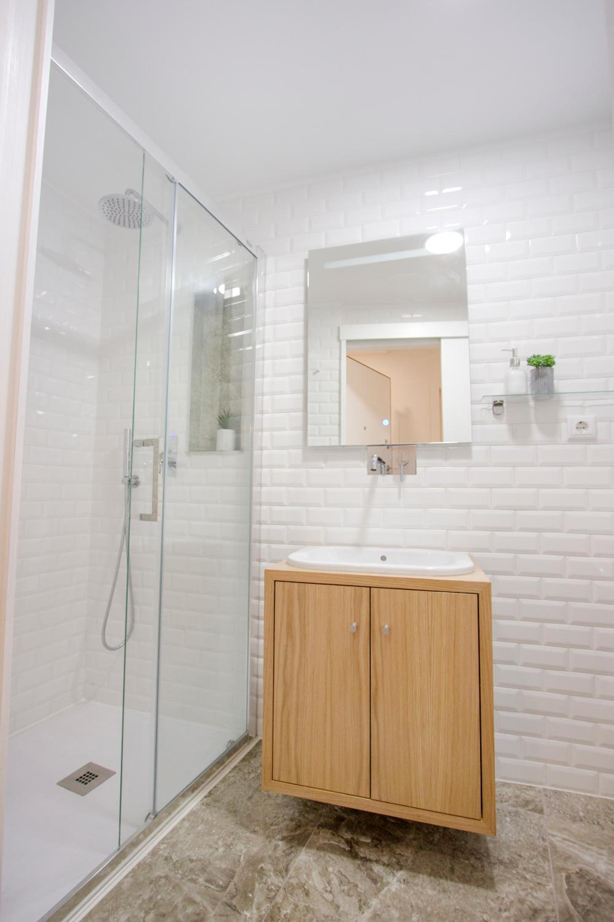 Studio Apartment - Photo 3