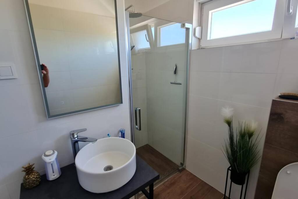 Two-Bedroom House photo 2