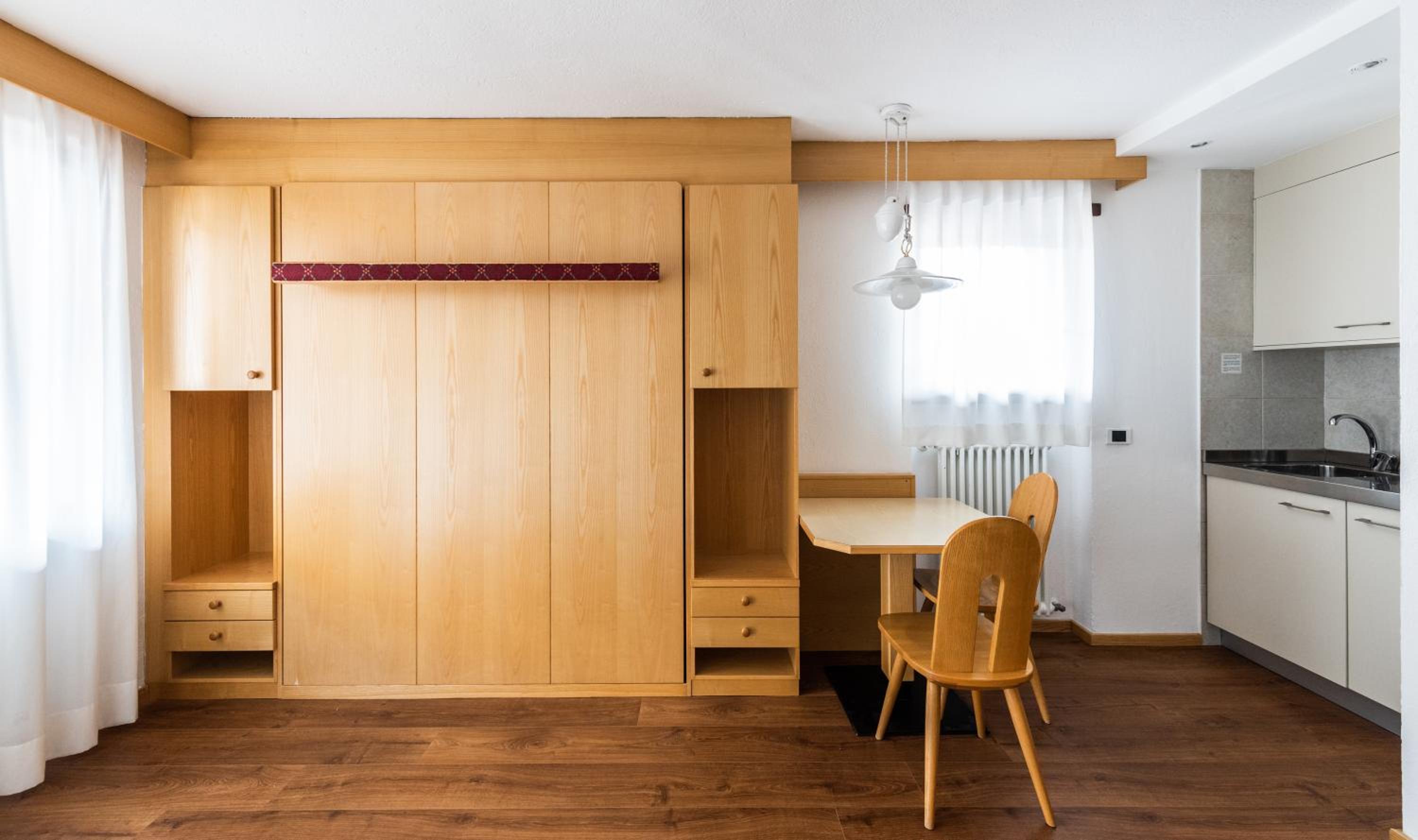 Studio (2 Adults)