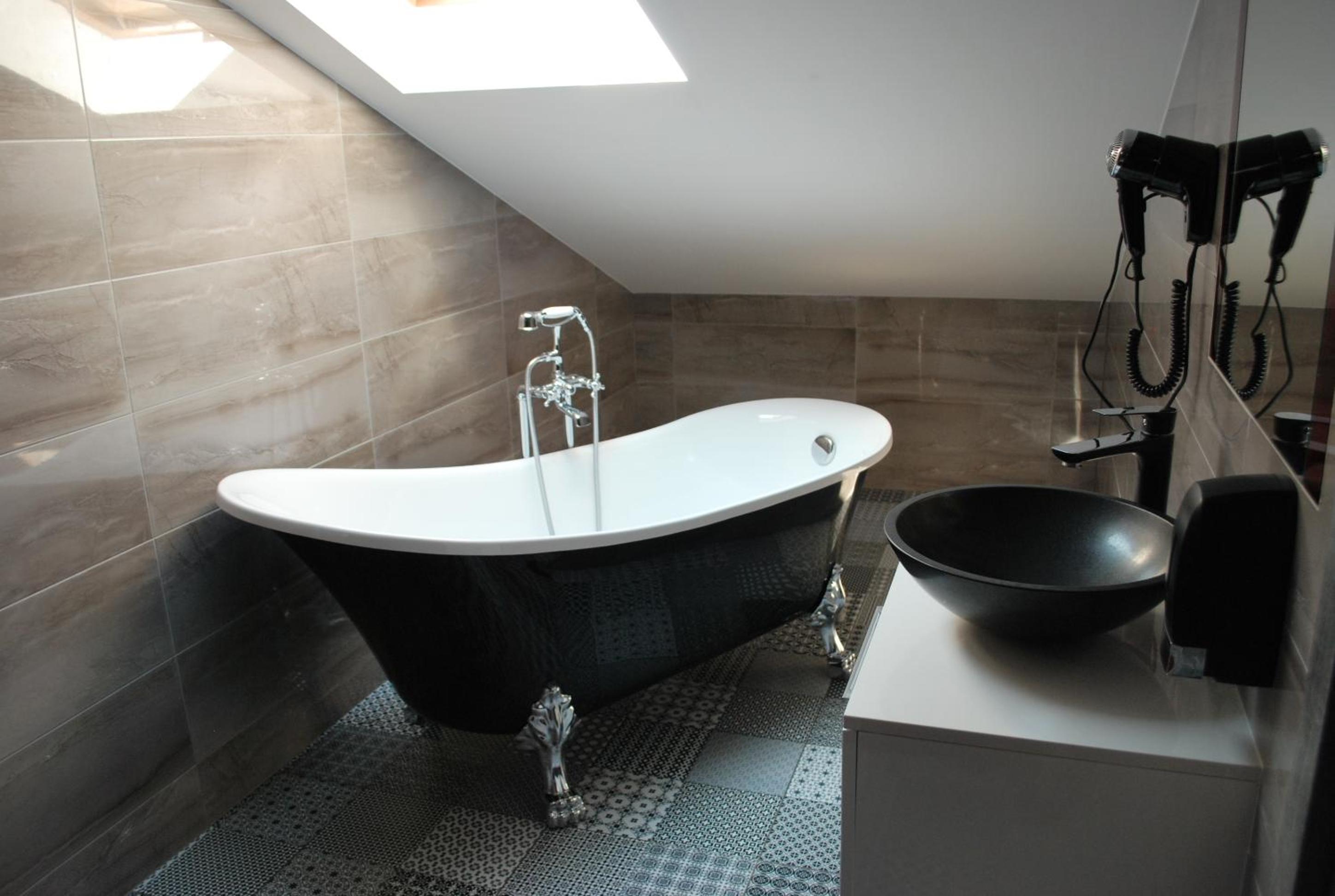 Deluxe Quadruple Room - Photo 4