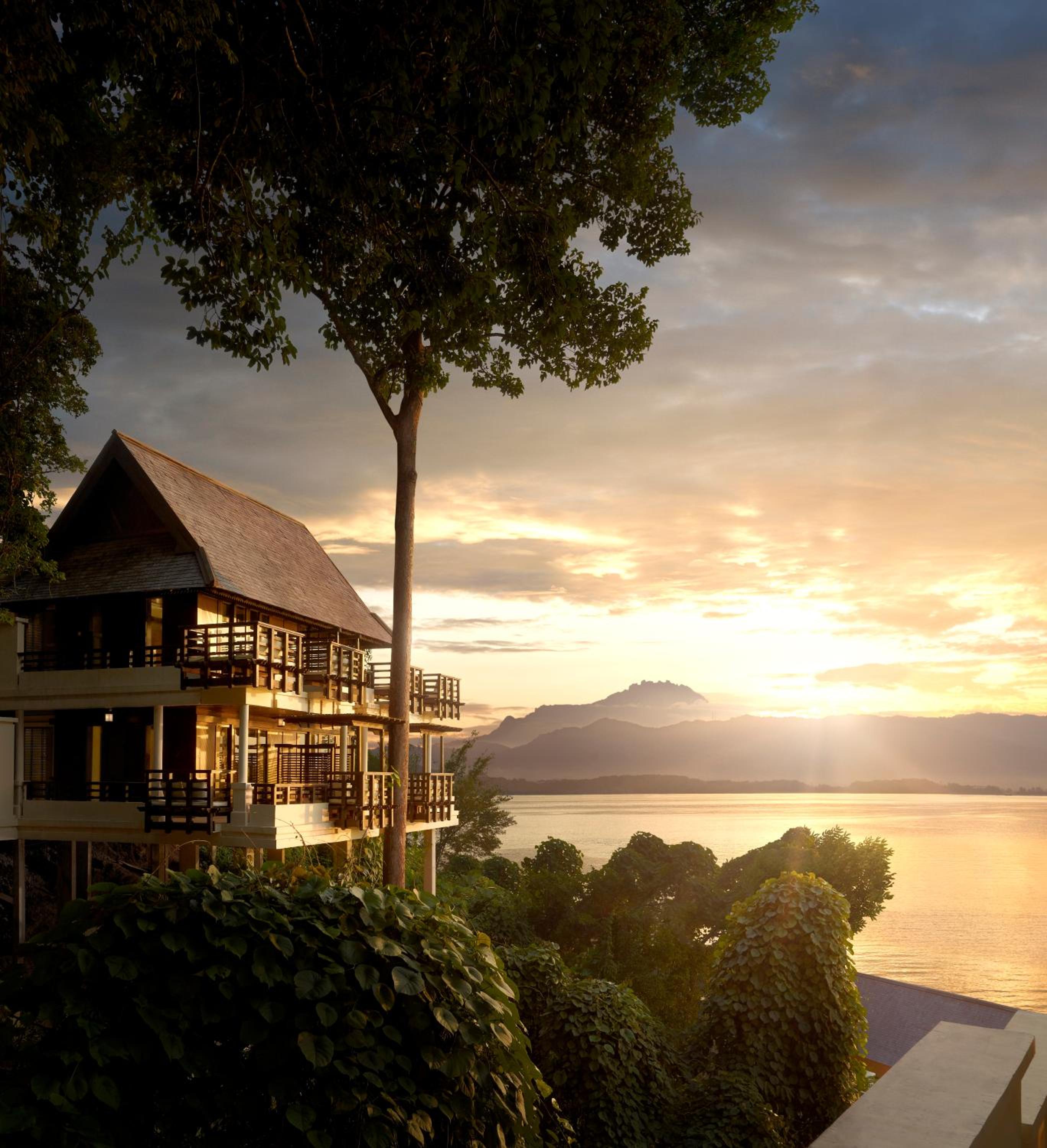 Kinabalu Villa with Speedboat Transfer & Resort Credit
