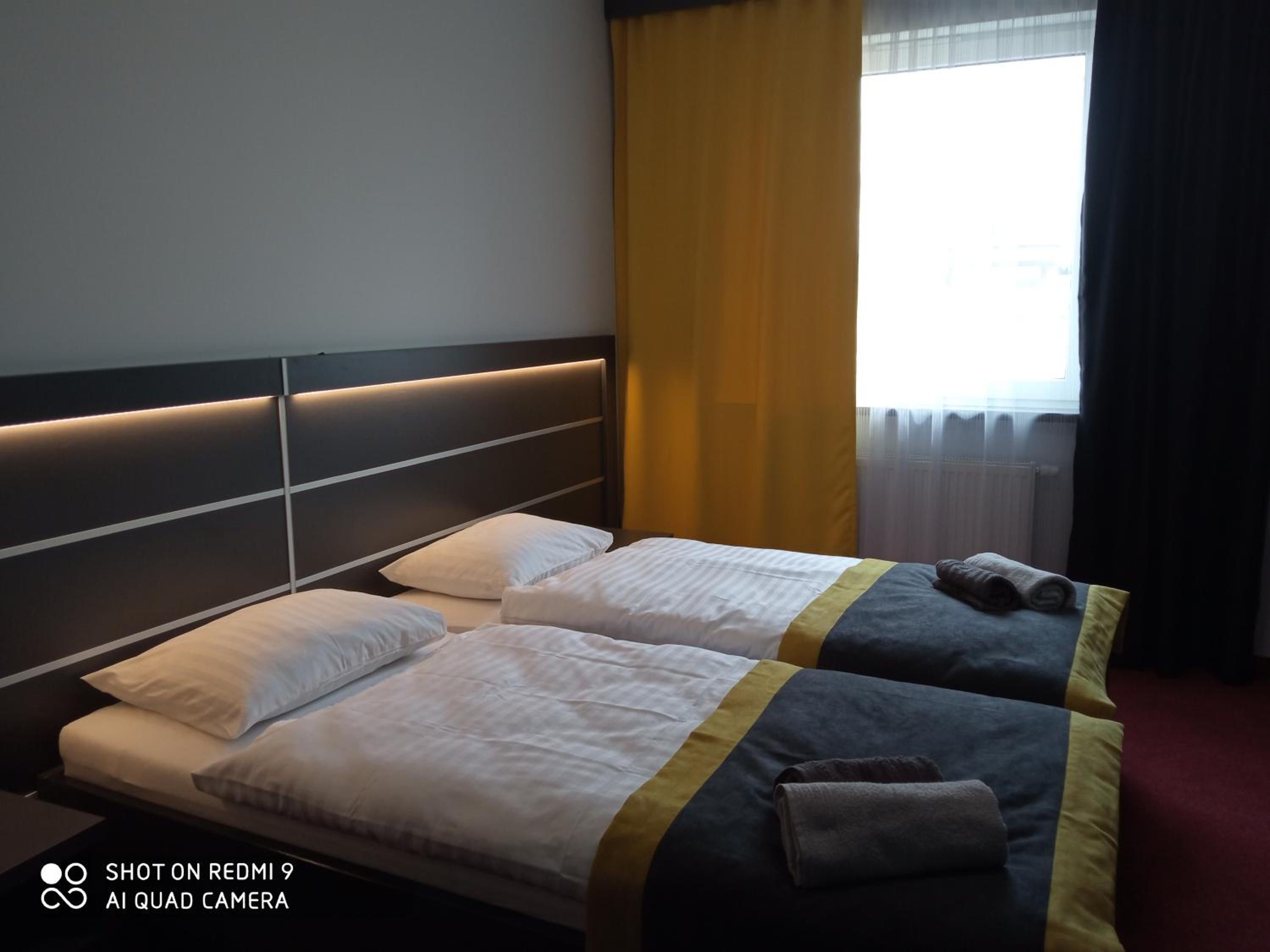 Standard Double Room - Photo 1