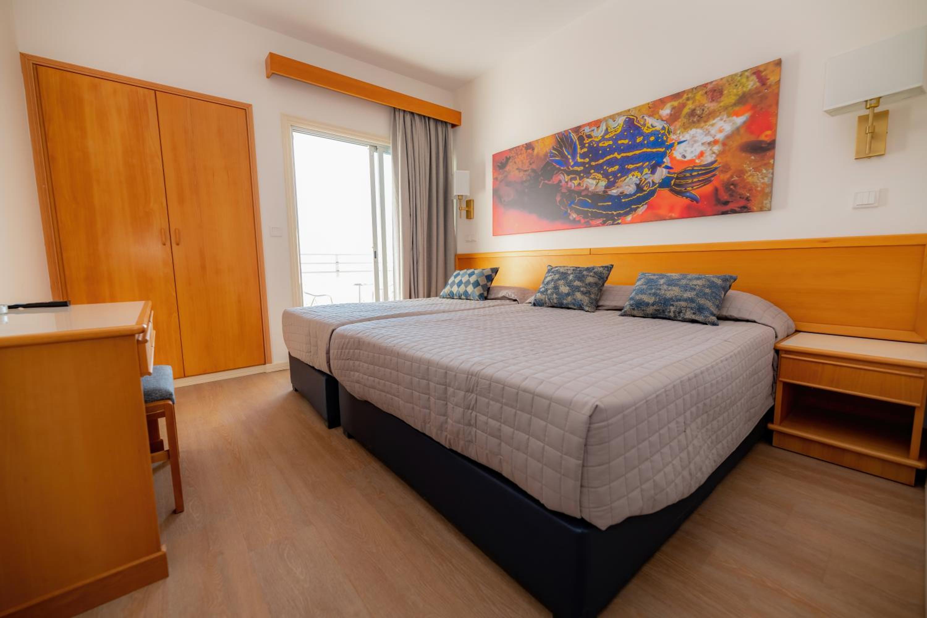 Triple Room with Mountain View