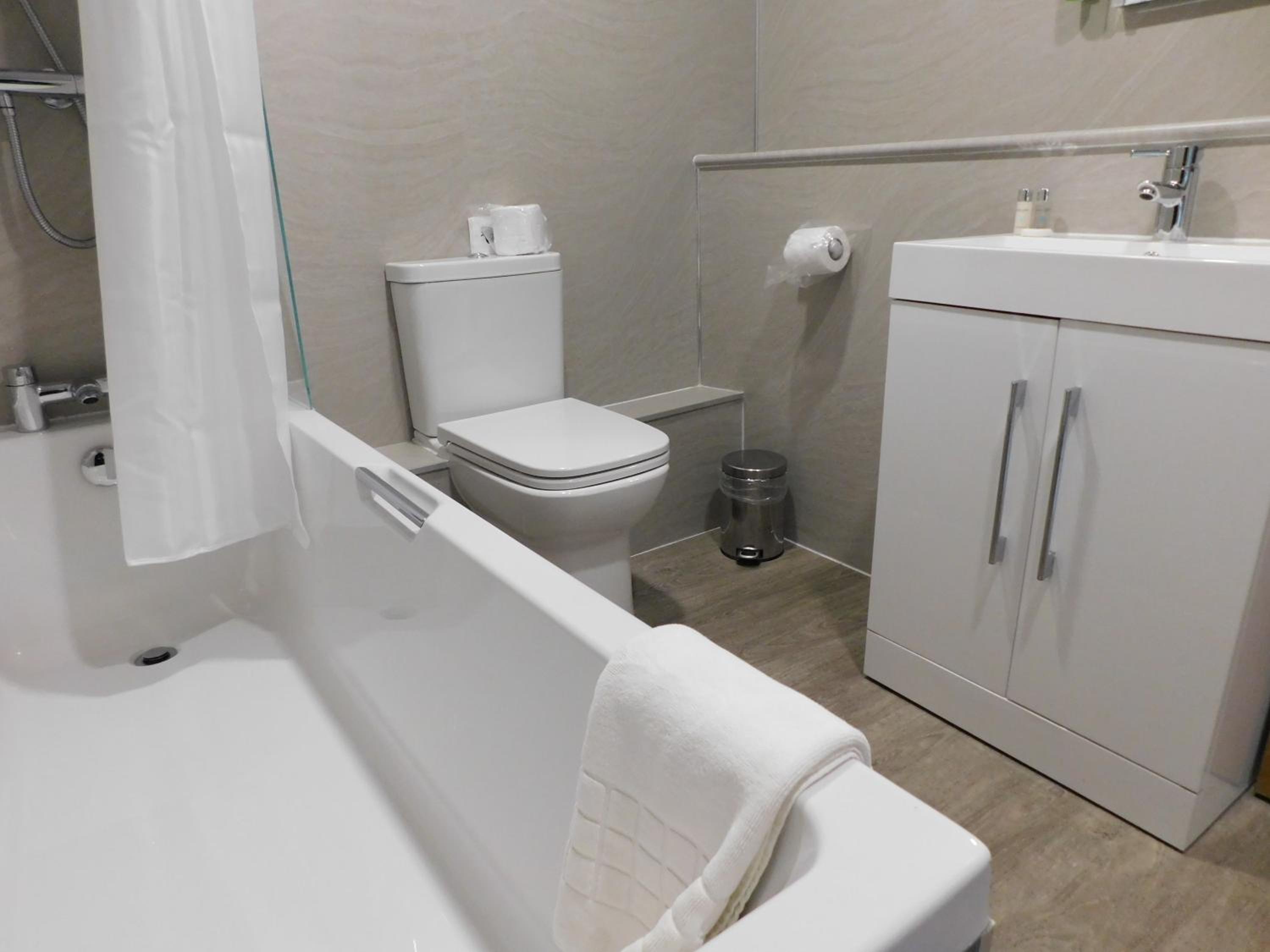 Family Room - Photo 9