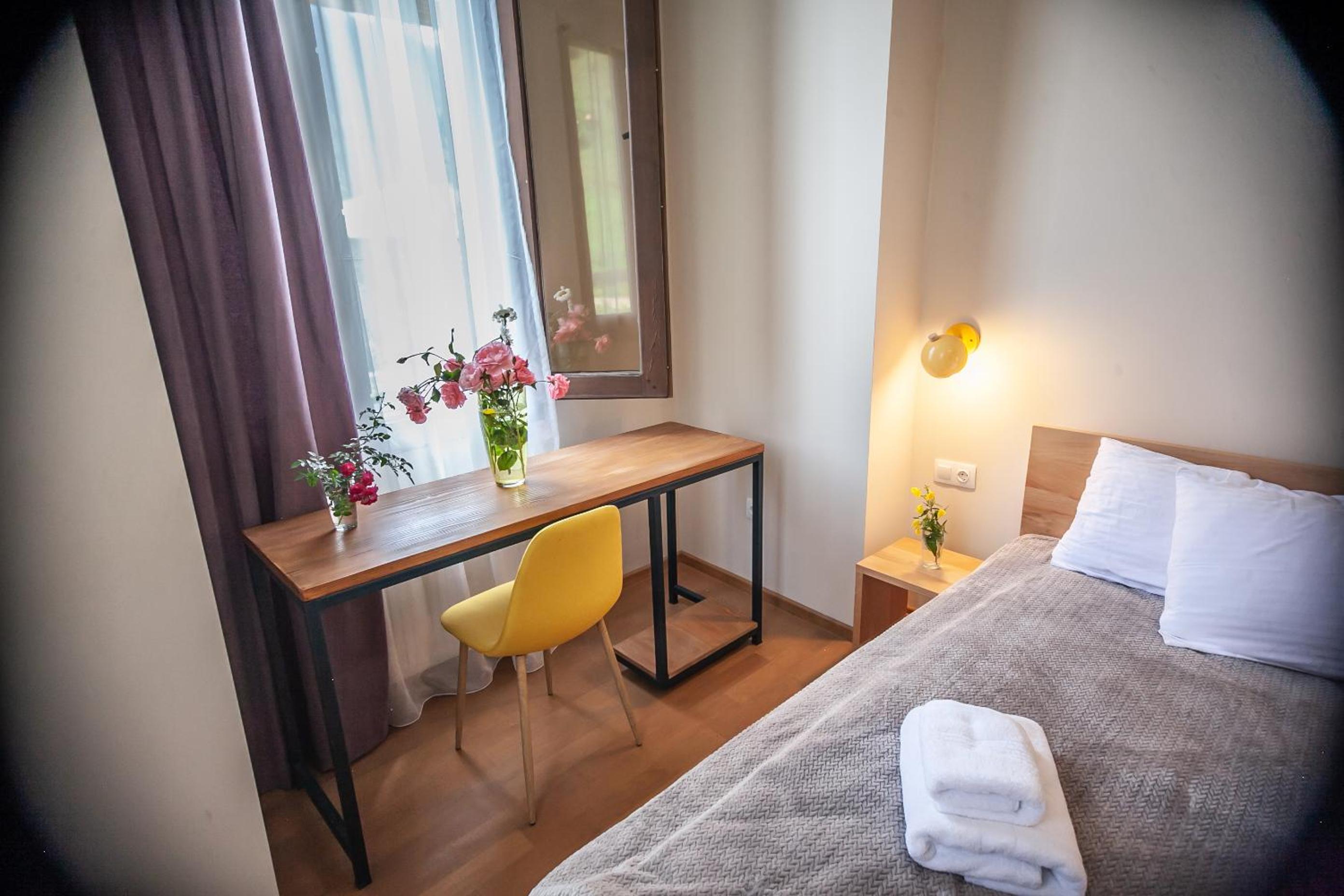 Deluxe Double Room with Balcony - Photo 1