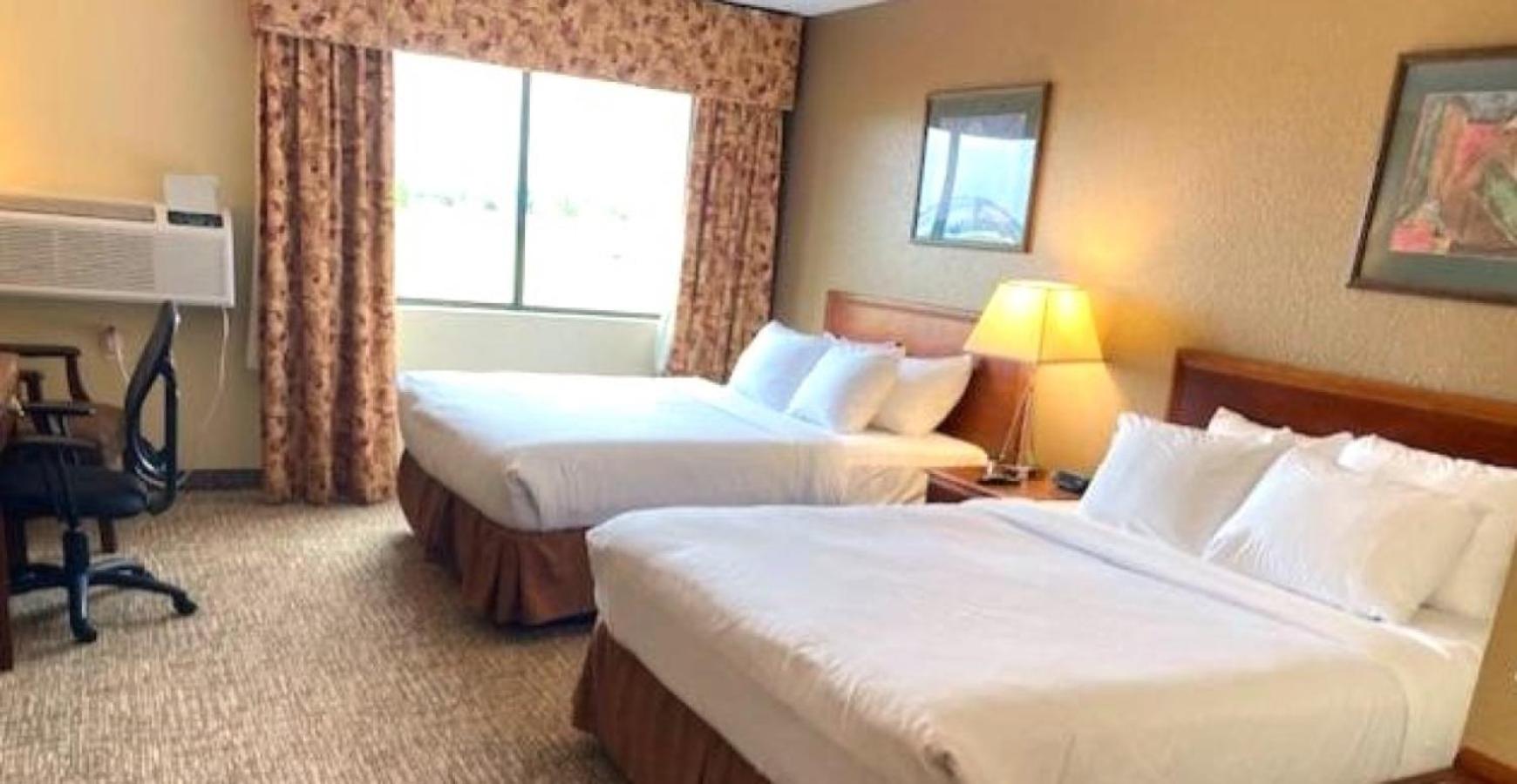 Standard Queen Room with Two Queen Beds - Non Smoking