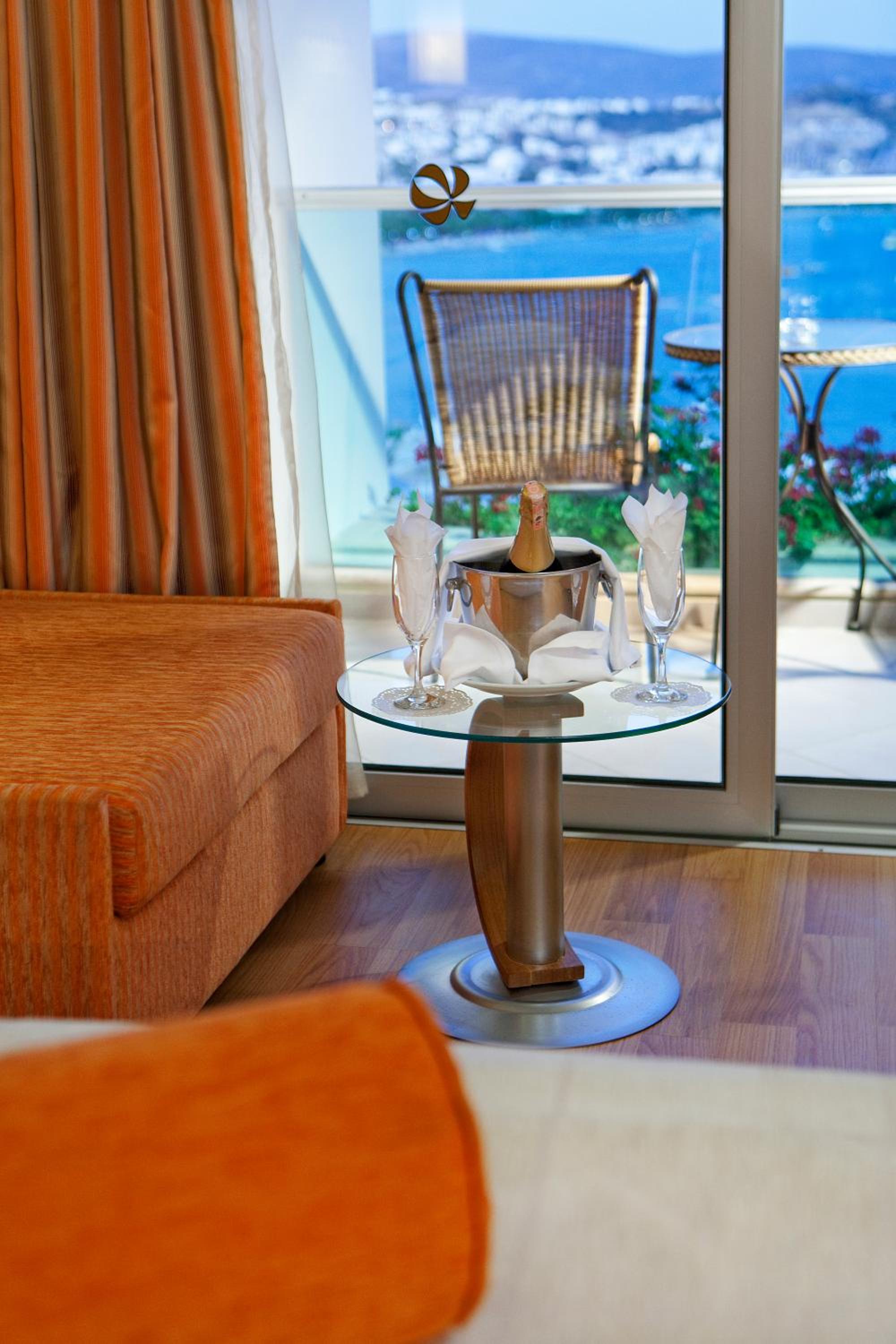 Standard Room with Sea View photo 2