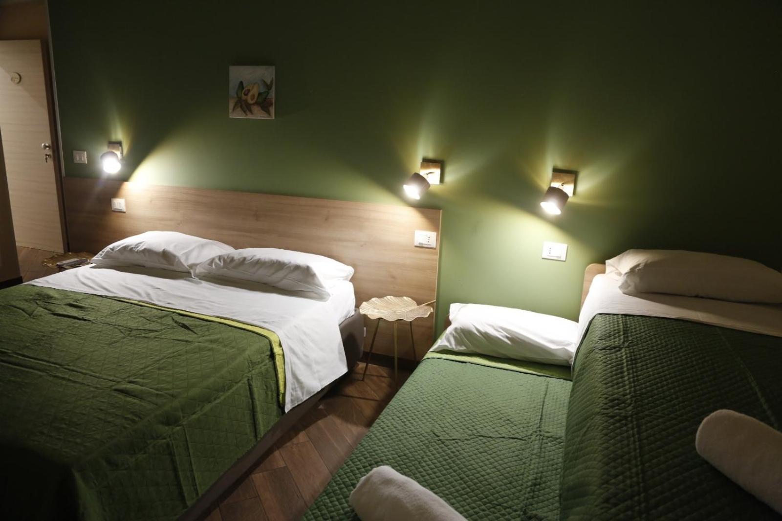 Quadruple Room - Photo 2