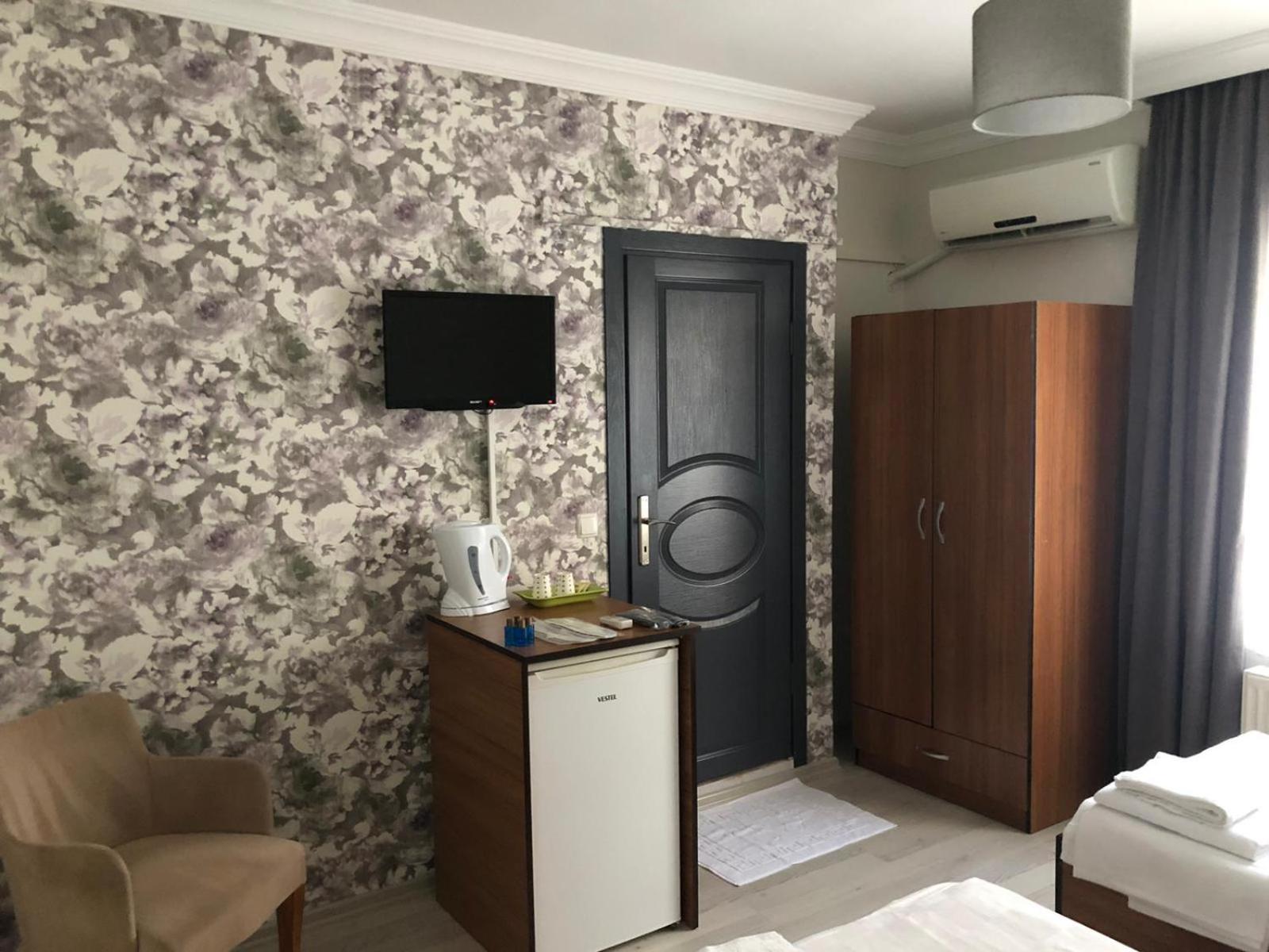 Standard Twin Room - Photo 4