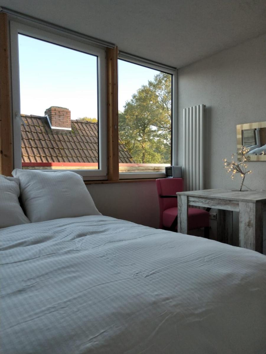Double Room with Shared Toilet photo 3