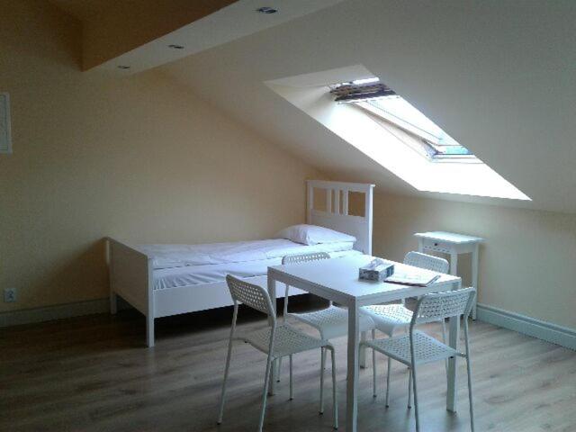 Standard Apartment (4 Adults) - Photo 16