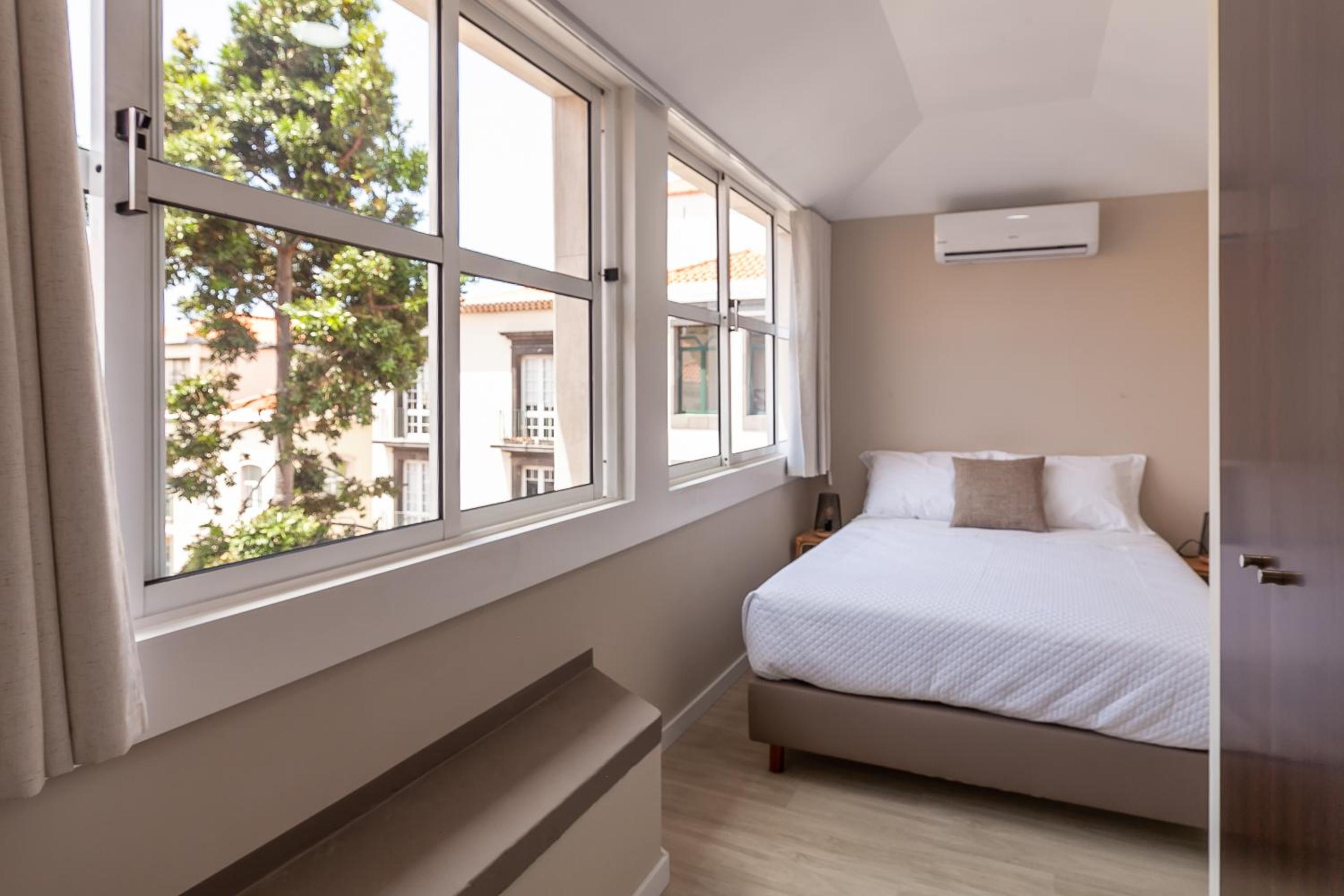 Double Room with Private Bathroom - Photo 1