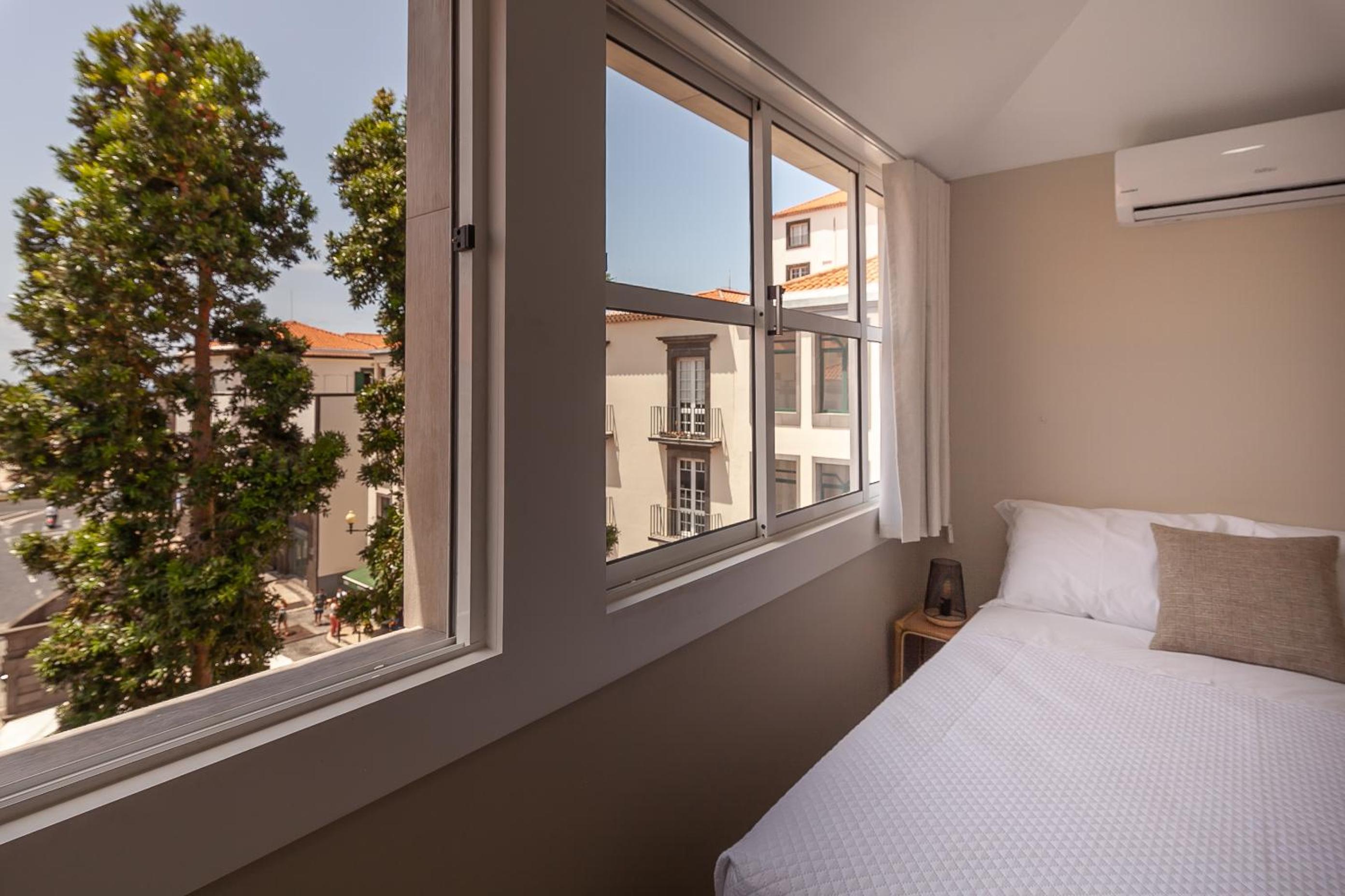 Double Room with Private Bathroom - Photo 3