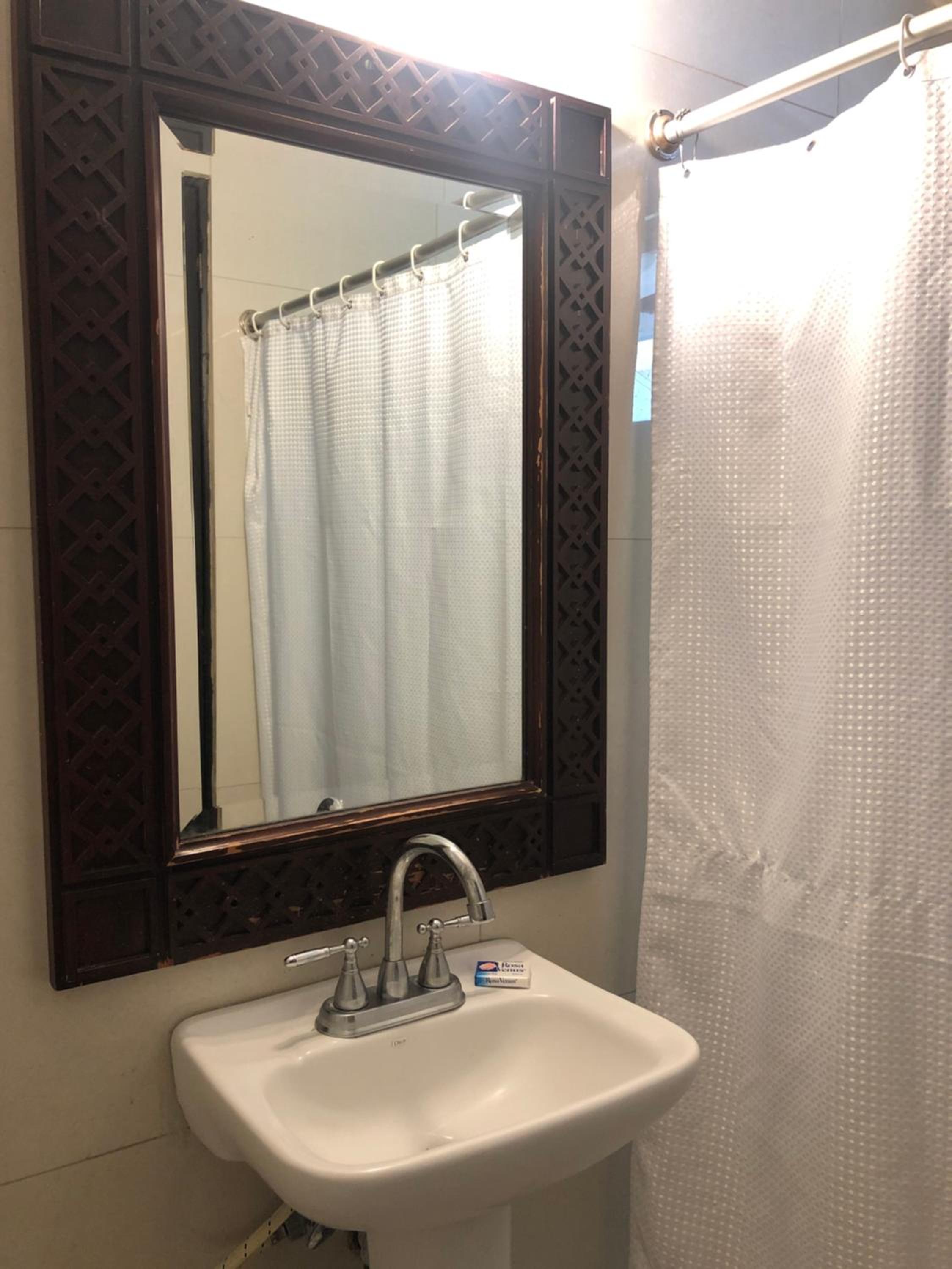 Twin Room - Photo 3