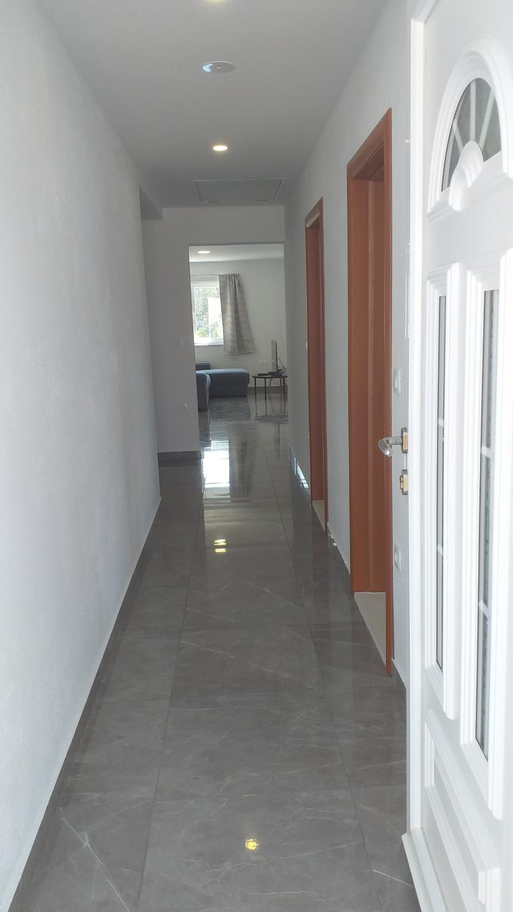 Three-Bedroom Apartment photo 2