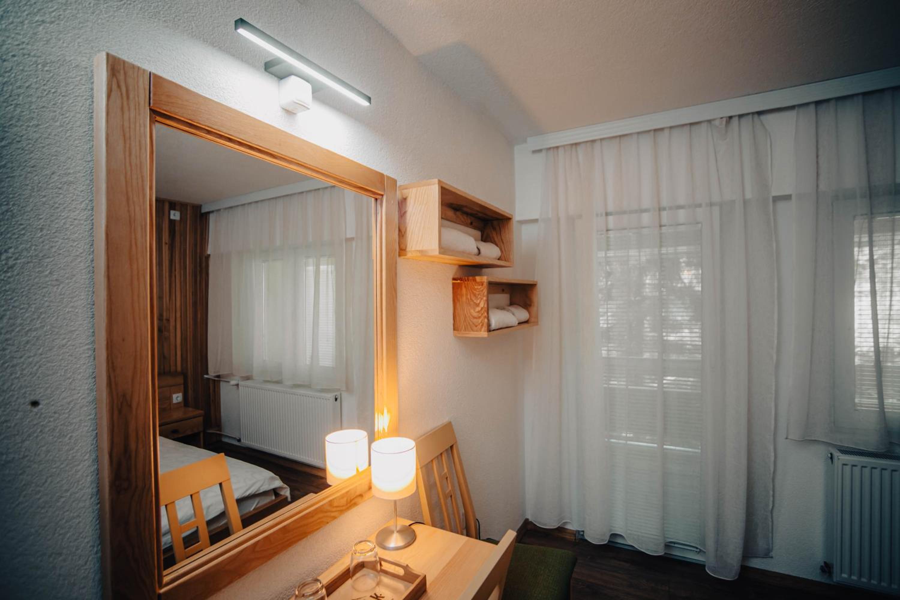 Double Room with Terrace - Photo 2