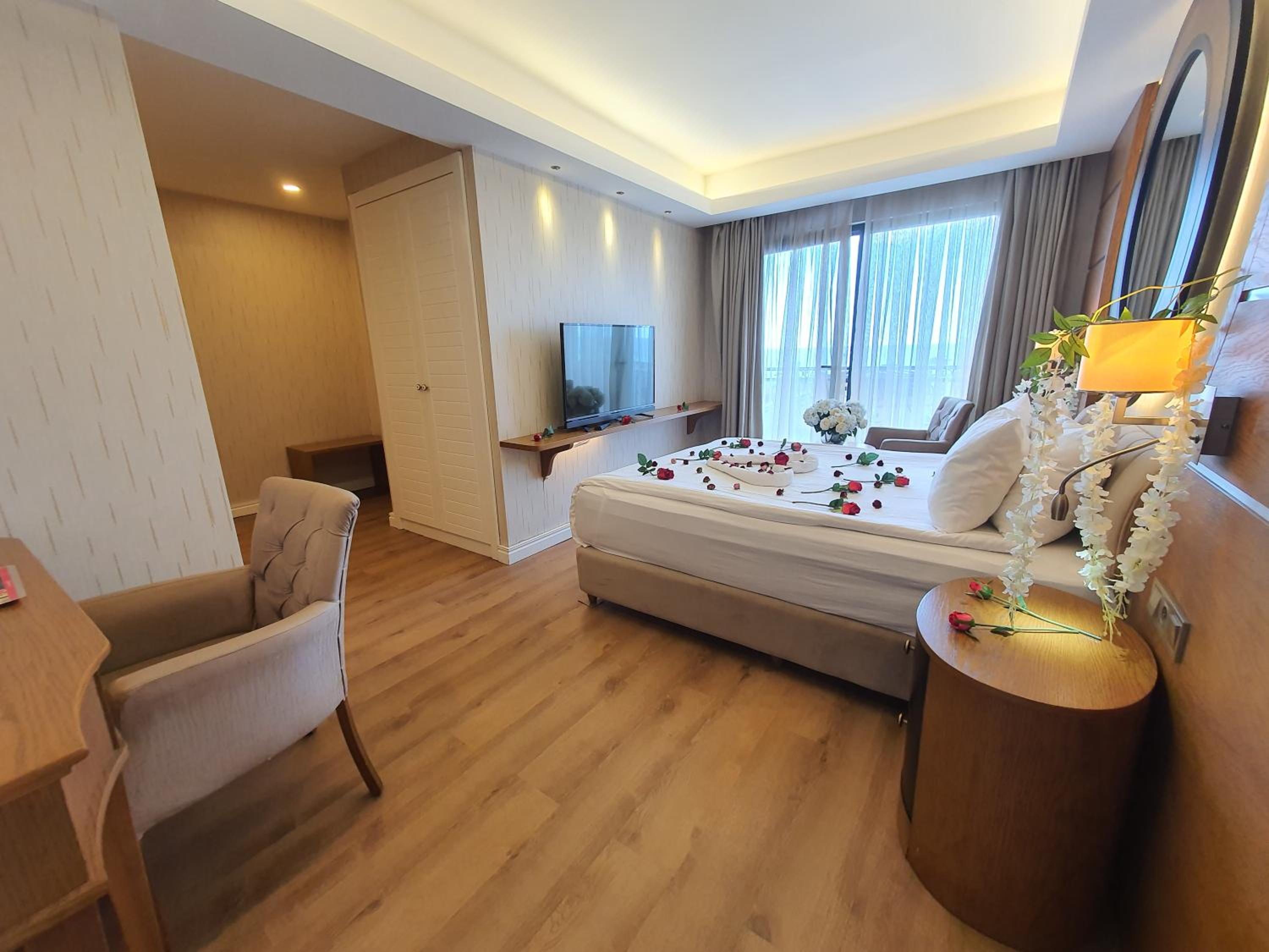 Deluxe Double Room with Sea View photo 1