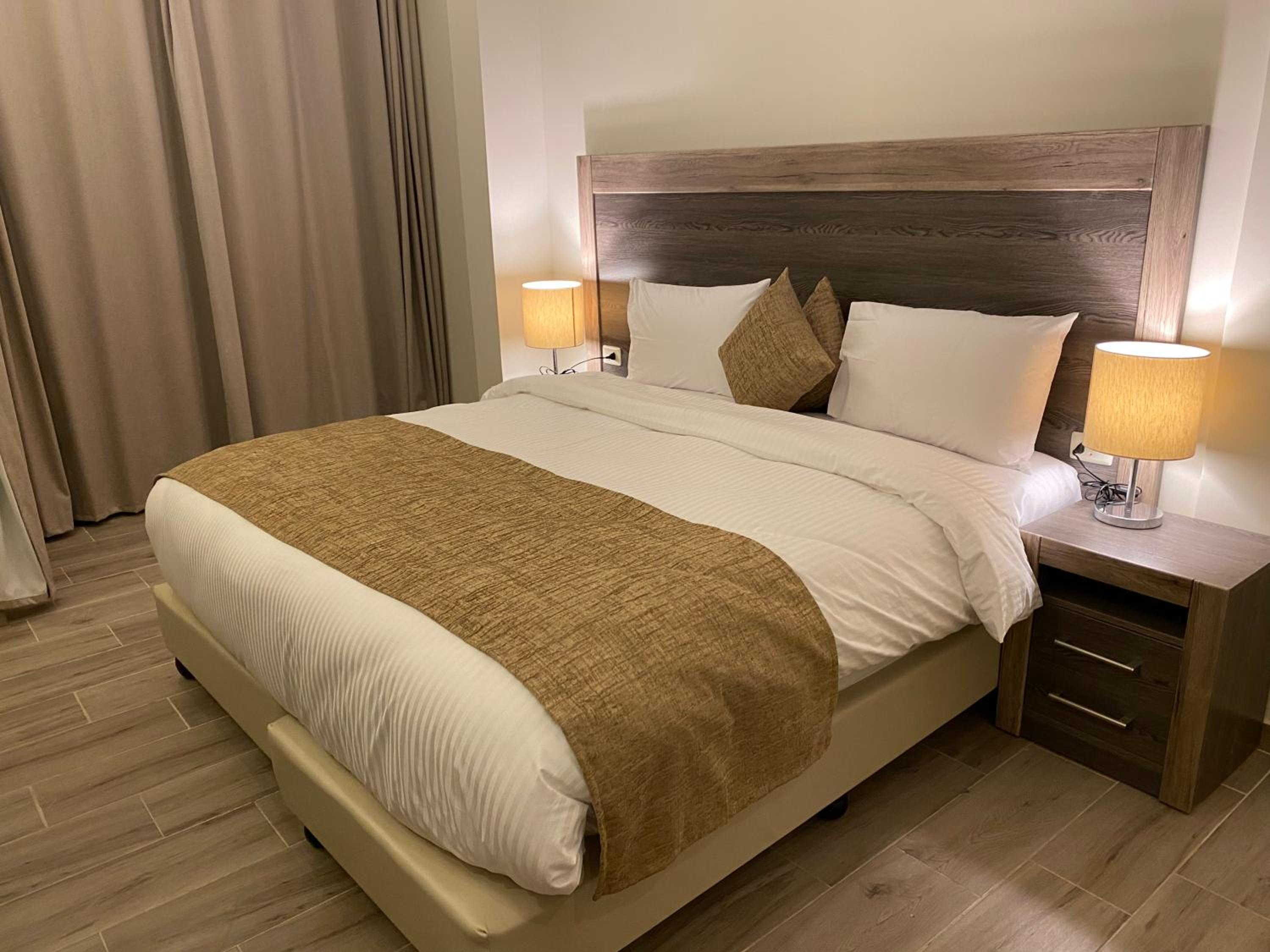 Deluxe Double Room - Photo 1