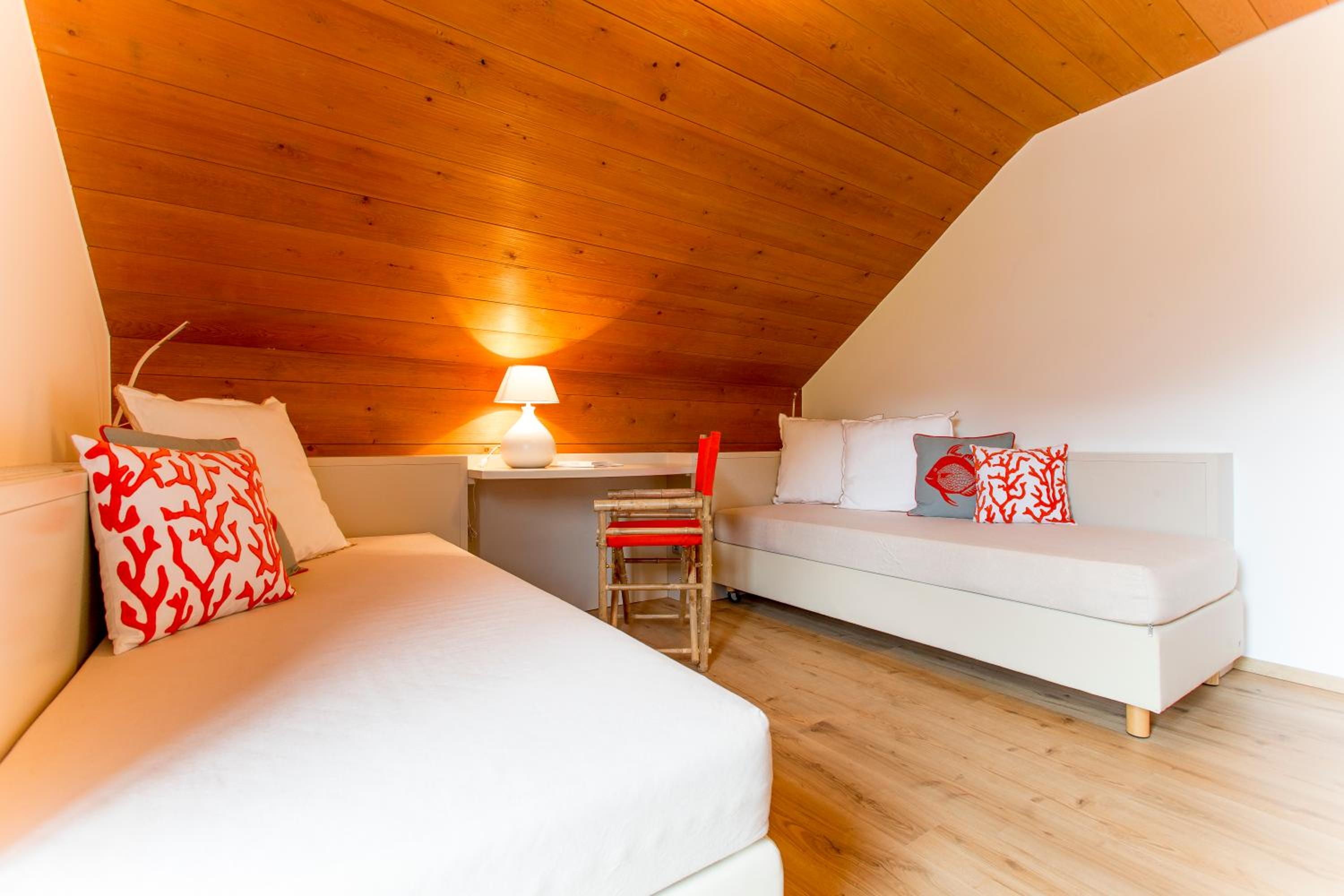 Junior Suite with Balcony photo 3