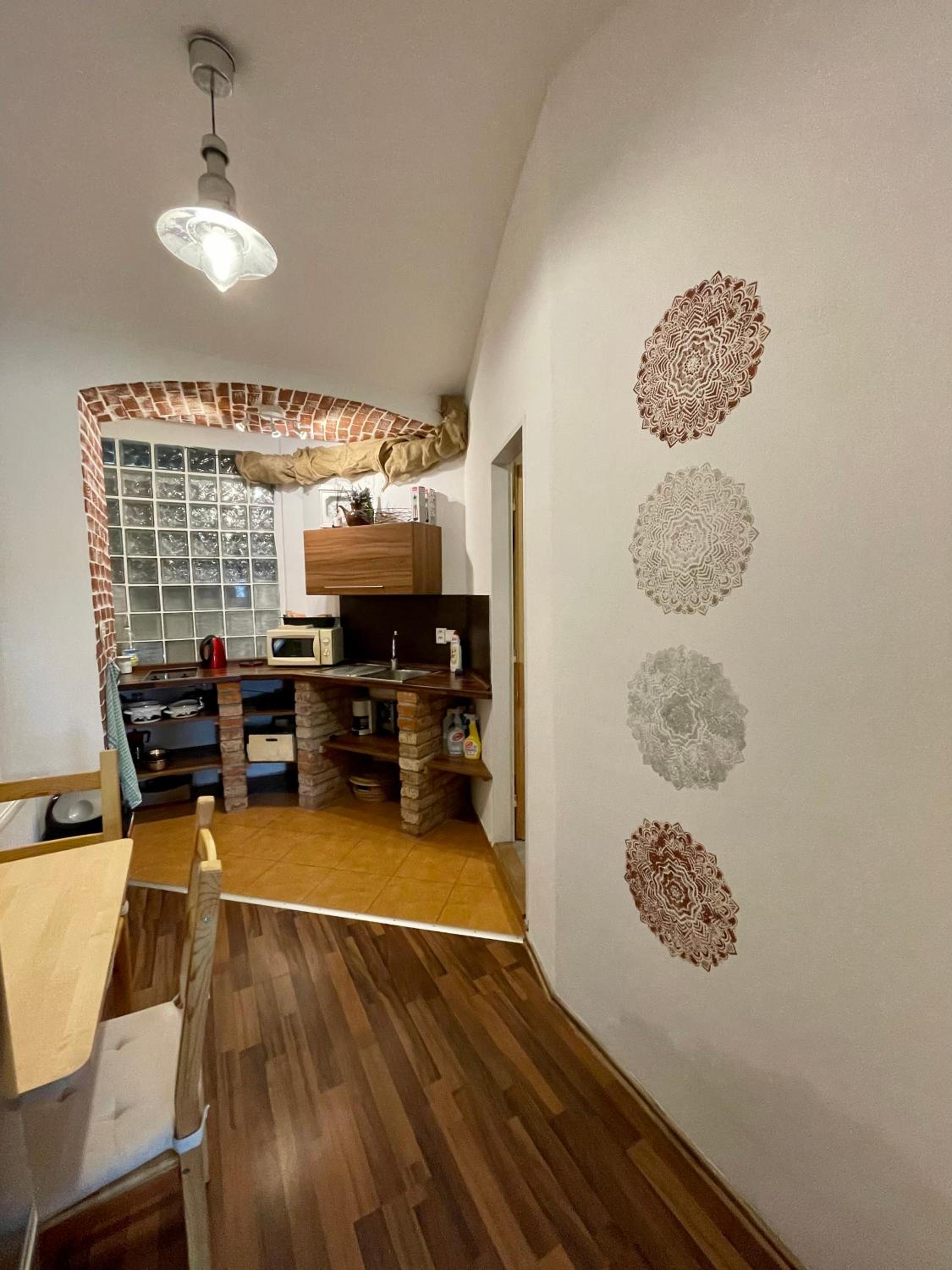 Double Room - Photo 9