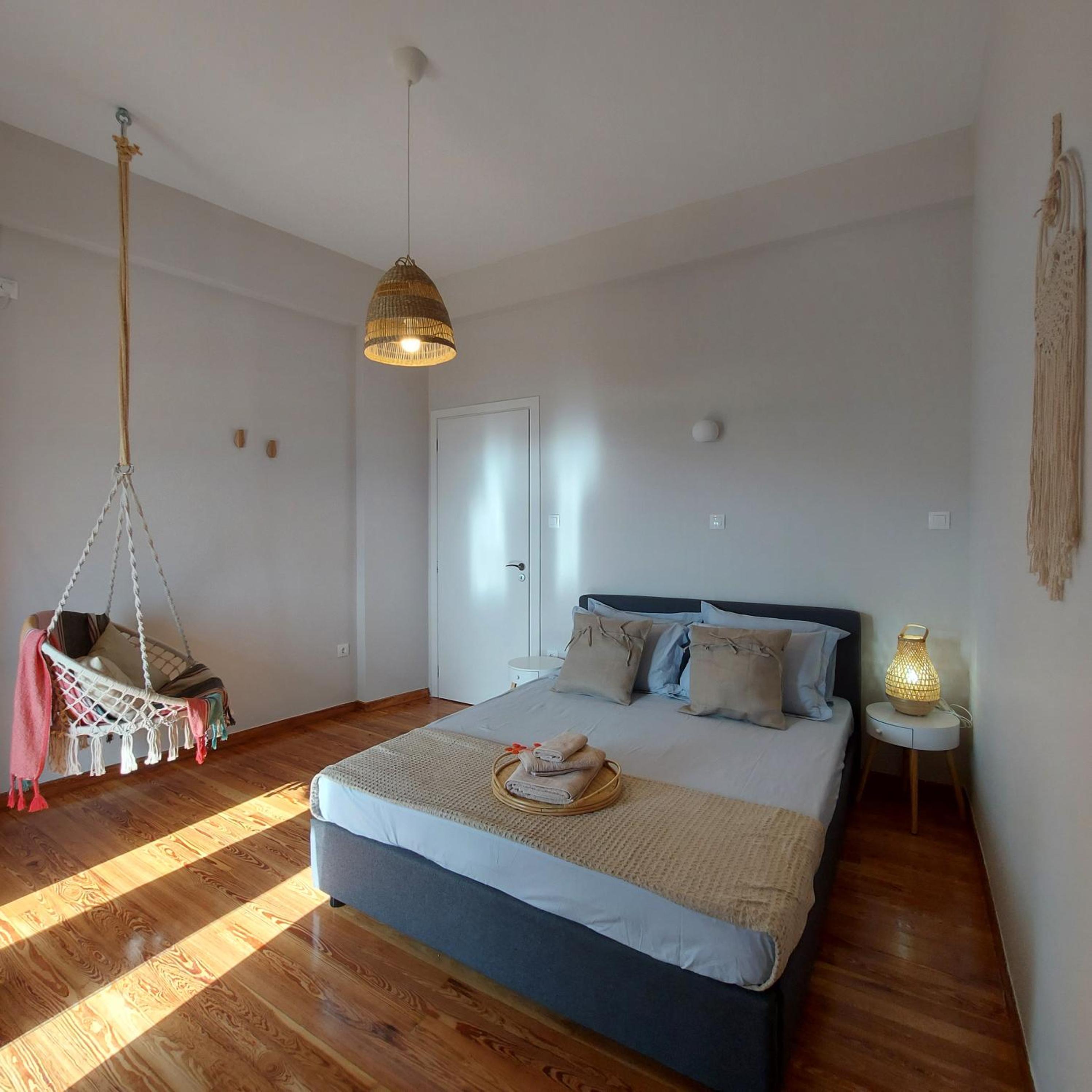 Three-Bedroom Apartment photo 3