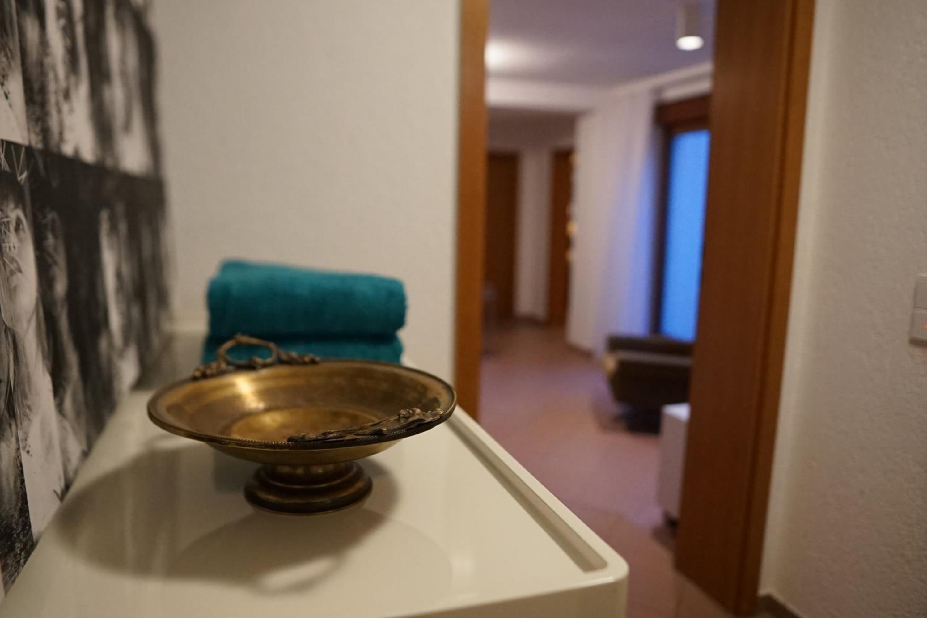 One-Bedroom Apartment photo 1