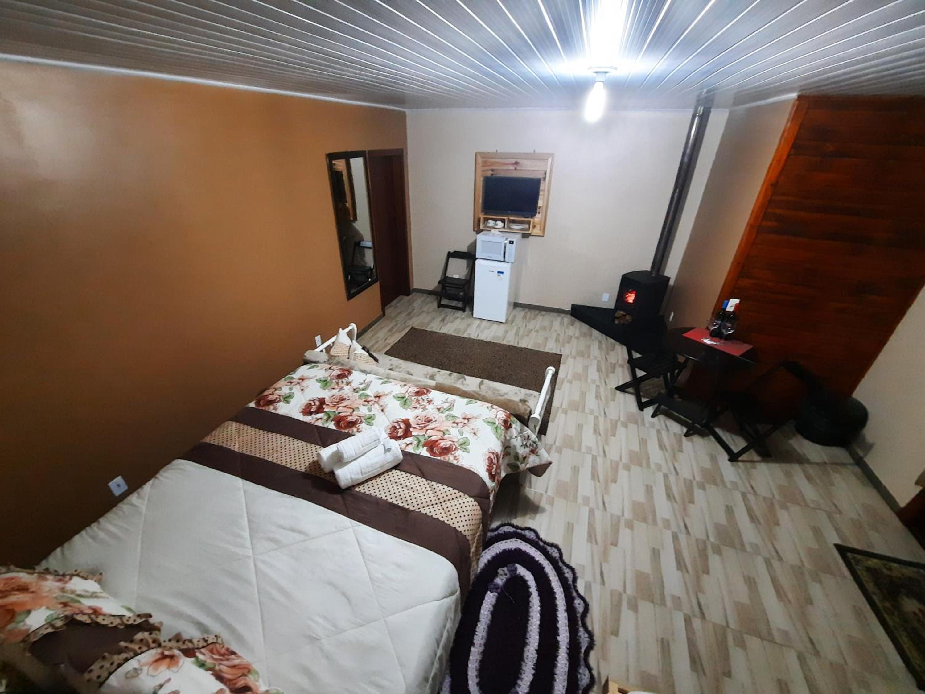 Deluxe Family Room photo 1